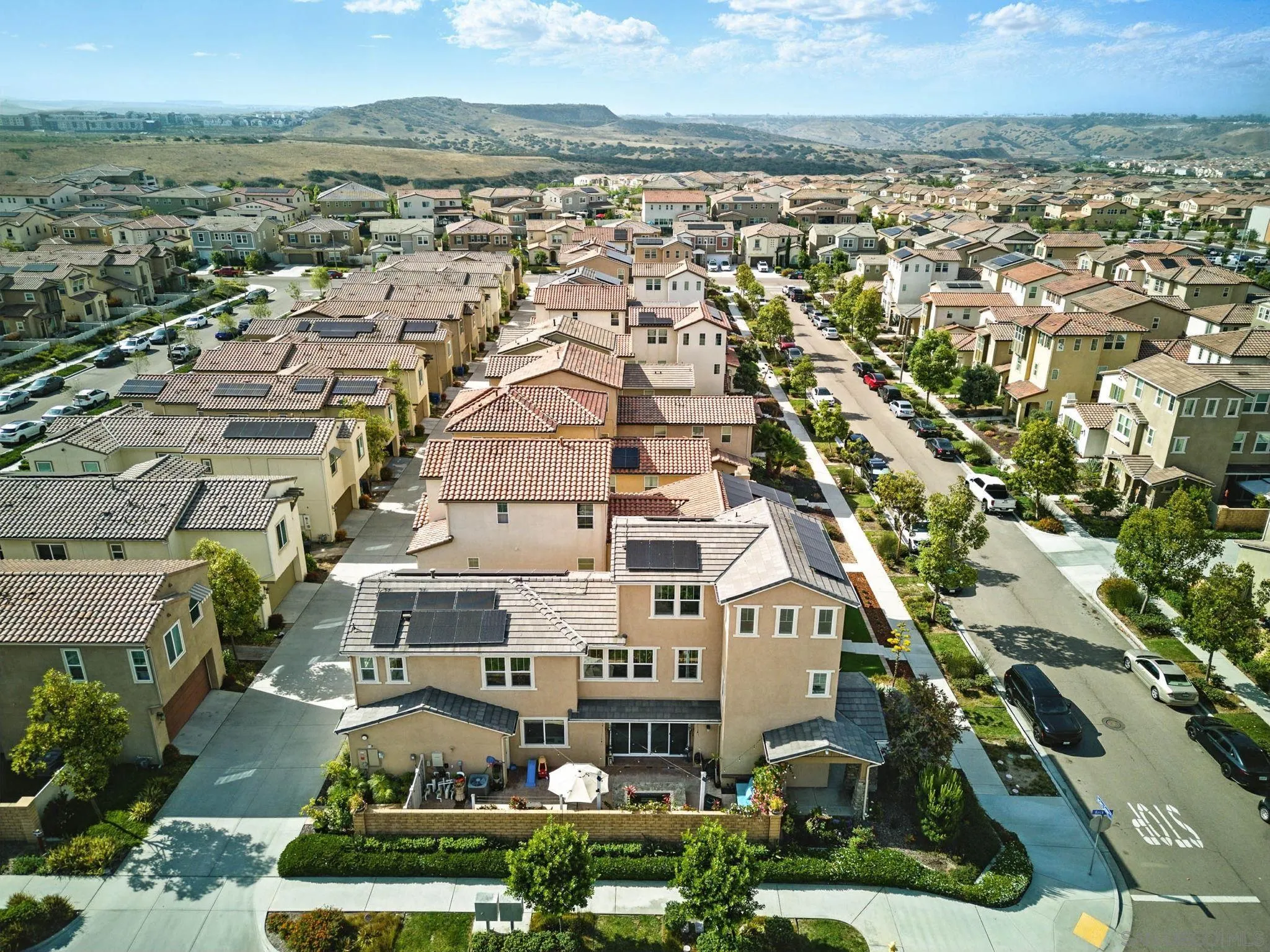https://cdn.realtyfeed.com/cdn/127/250030606/8baefc2281678e8c2844a8d60eb5dde1.webp