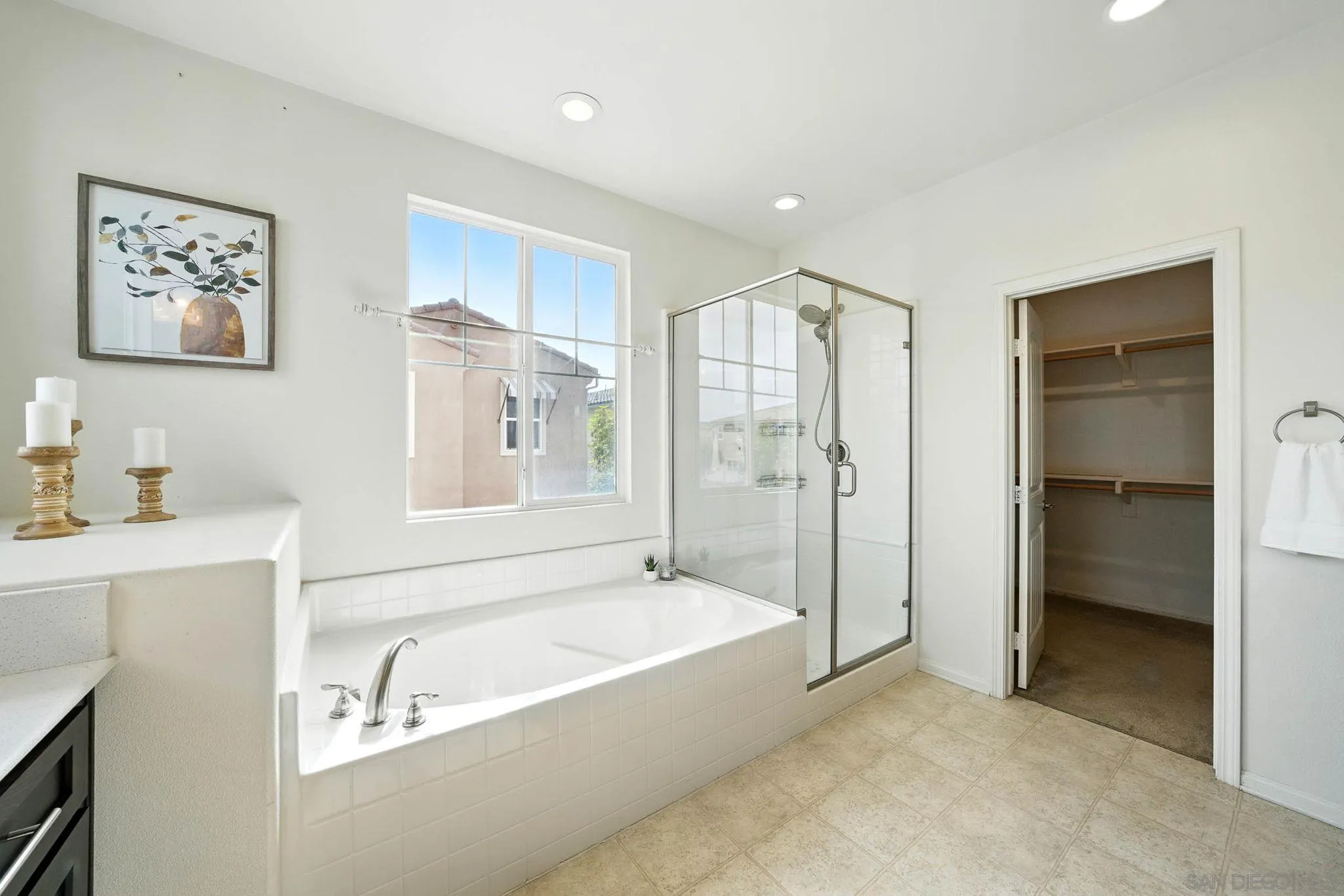 https://cdn.realtyfeed.com/cdn/127/250030606/976eb05d3a2055d1188b55848f09f7c4.webp