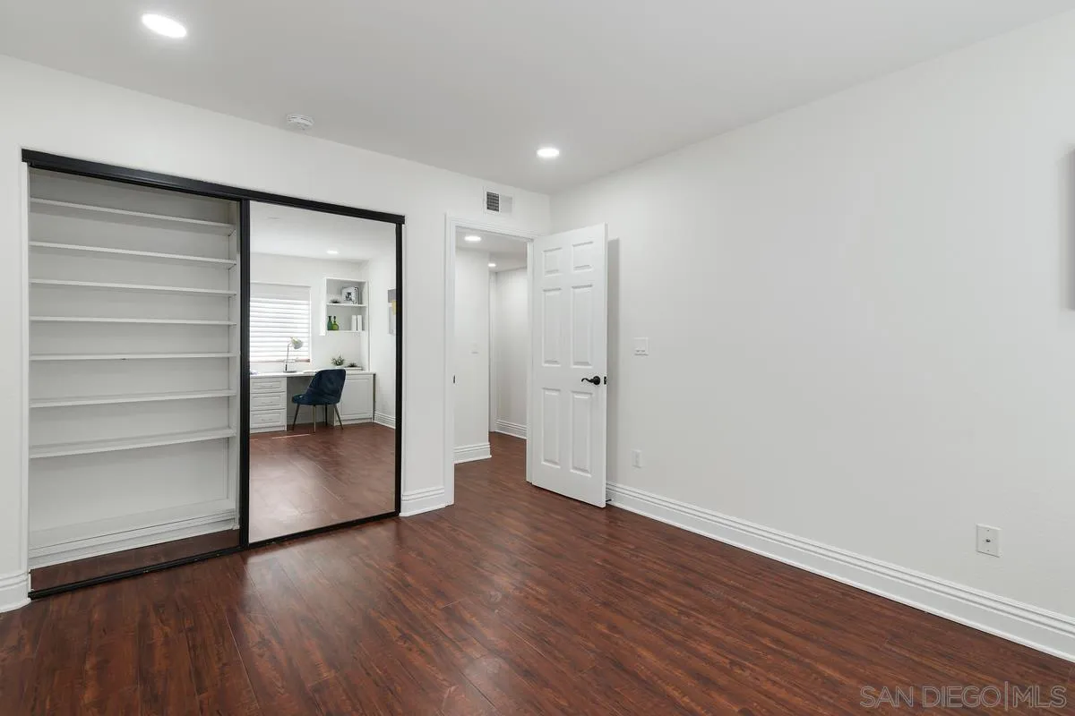 https://cdn.realtyfeed.com/cdn/127/250030626/169ea8c48f85df1b96575064629a1eec.webp