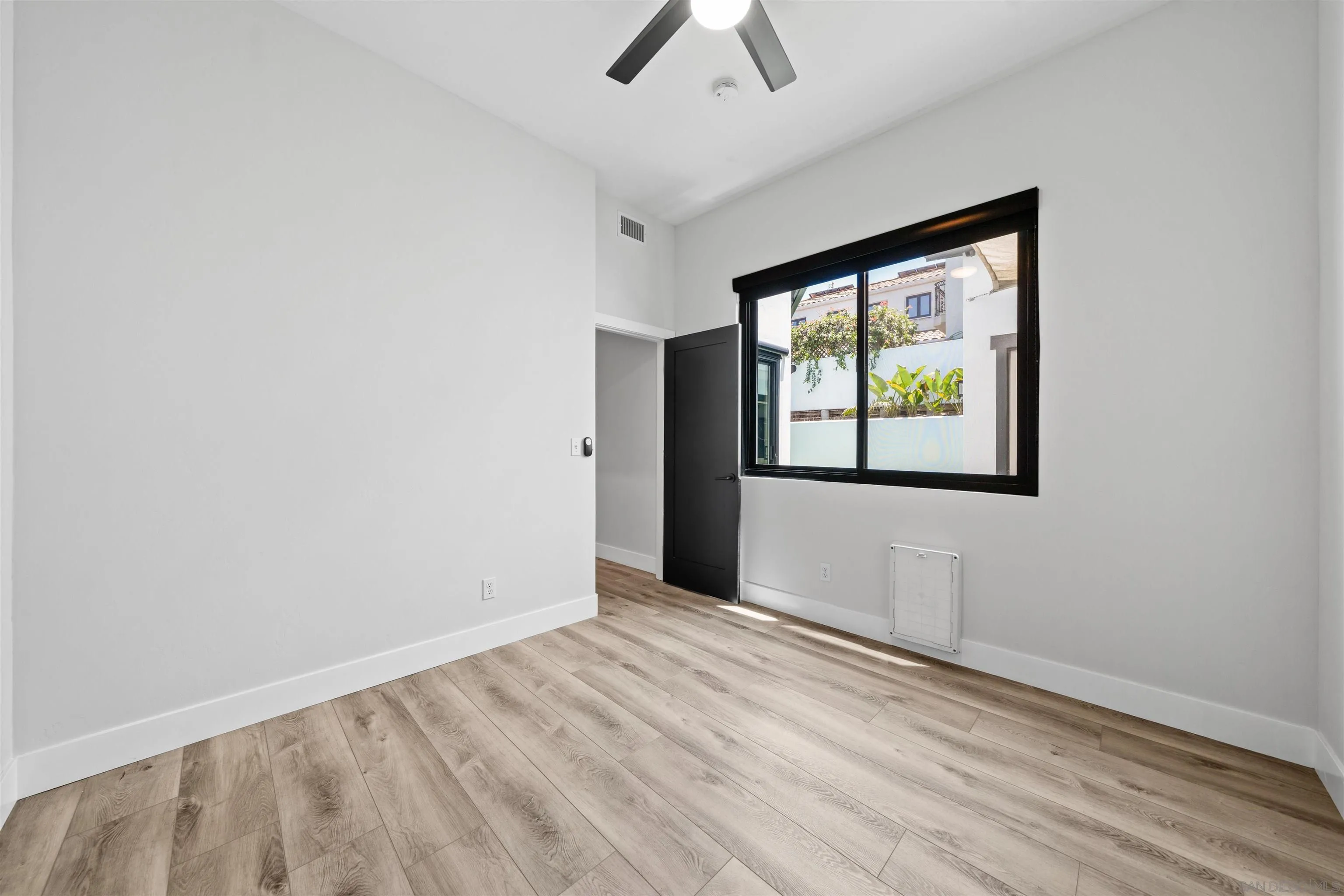 https://cdn.realtyfeed.com/cdn/127/250030638/0e7d98c73a22a66600b54172d707445c.webp