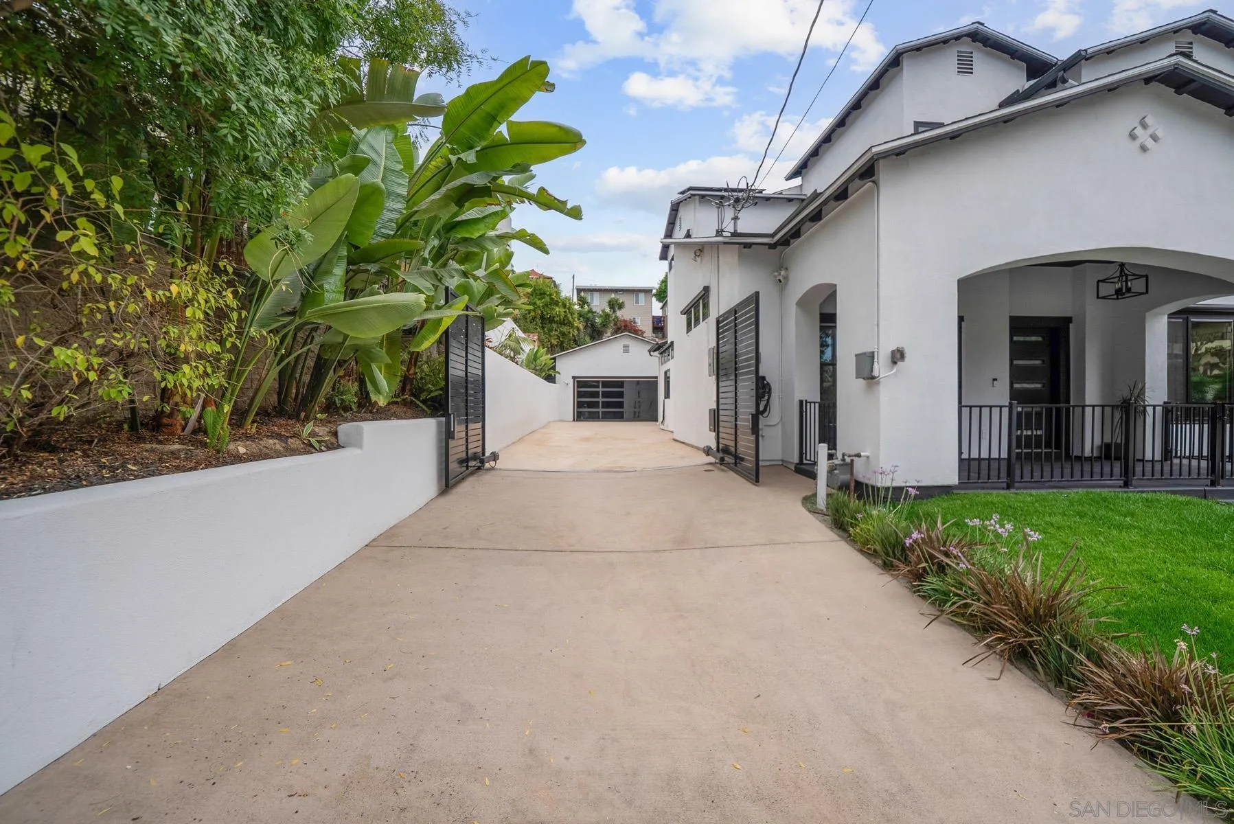 https://cdn.realtyfeed.com/cdn/127/250030638/5209f567215b2bebe29ff9bcd052e7c0.webp