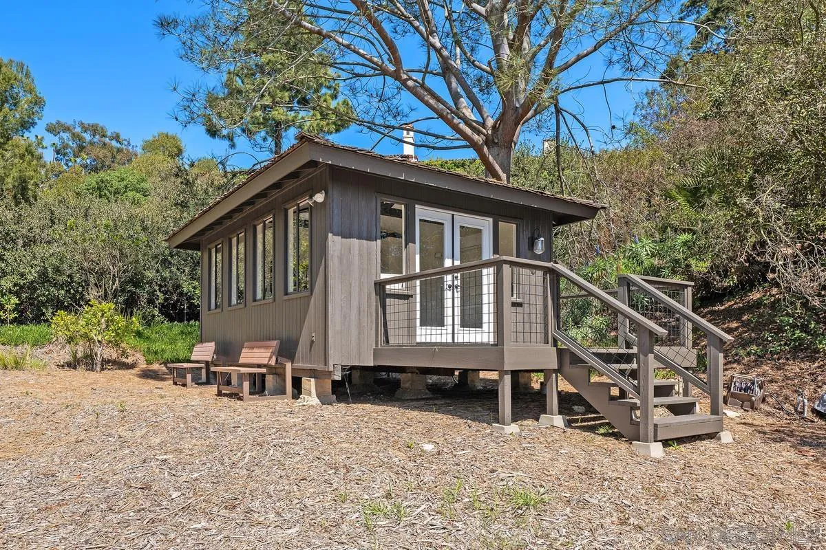 https://cdn.realtyfeed.com/cdn/127/250030654/8f4c0ade17b74ac402095c64b9ae9a19.webp