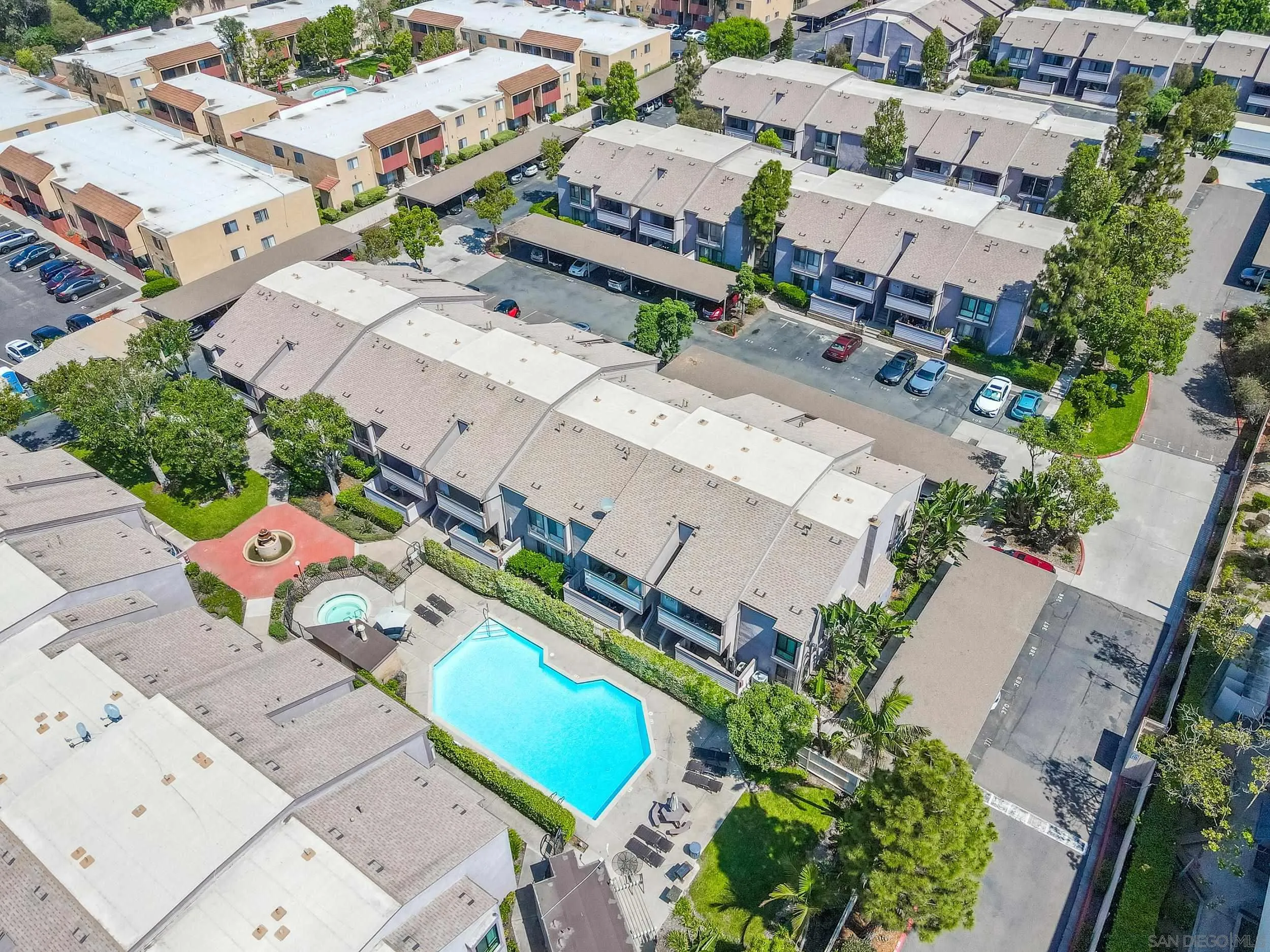 https://cdn.realtyfeed.com/cdn/127/250030670/86125b6389eb3dd3ab1645f220bb8816.webp