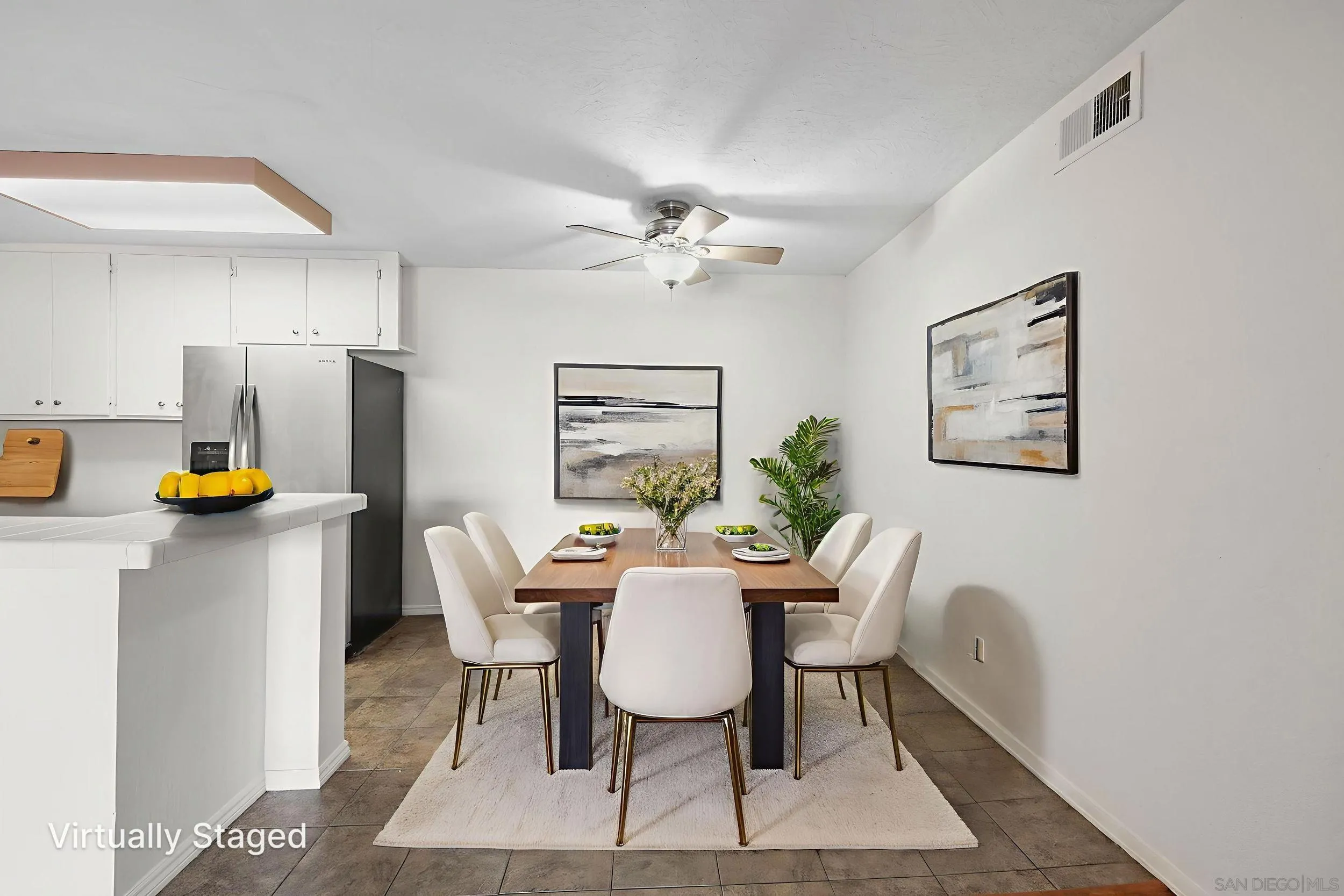 https://cdn.realtyfeed.com/cdn/127/250030670/c66502add7662f4834a7f7d4a6e00518.webp