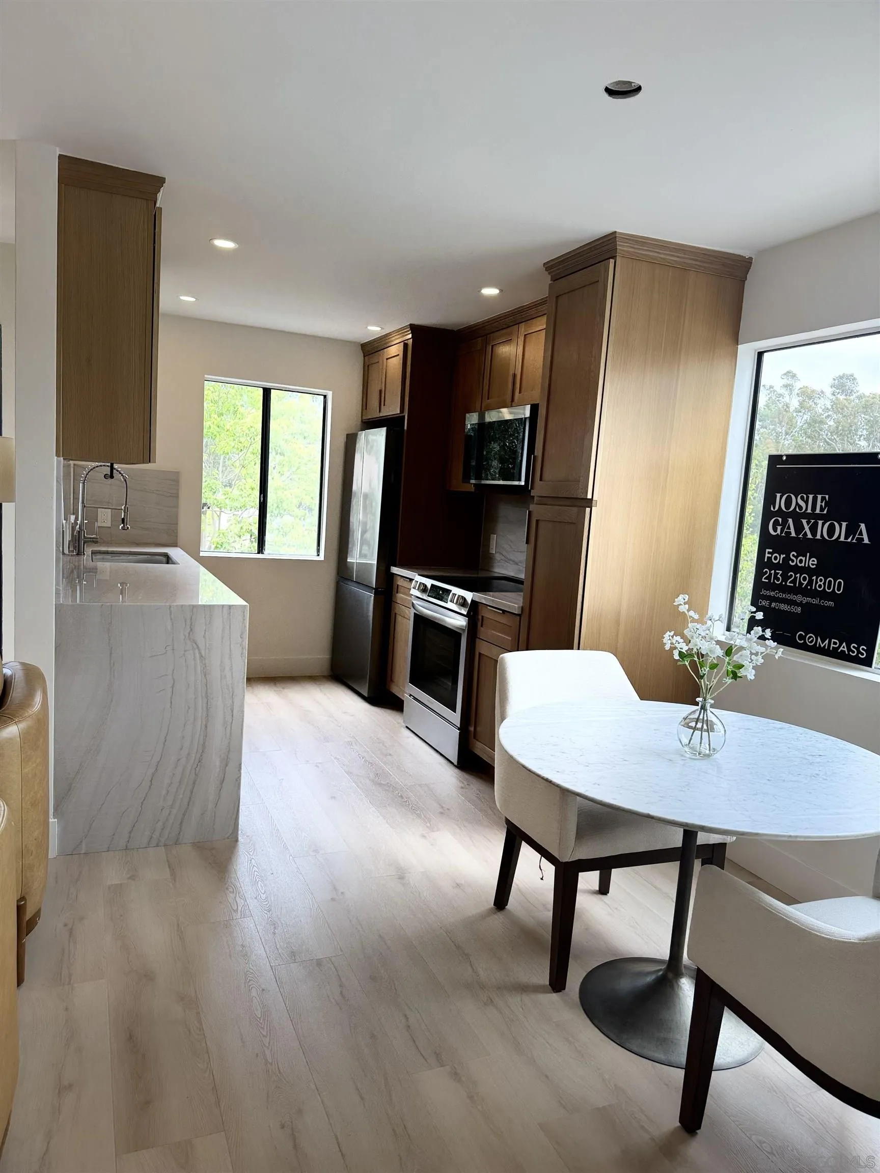 Photo #2: 250030673 Listing 