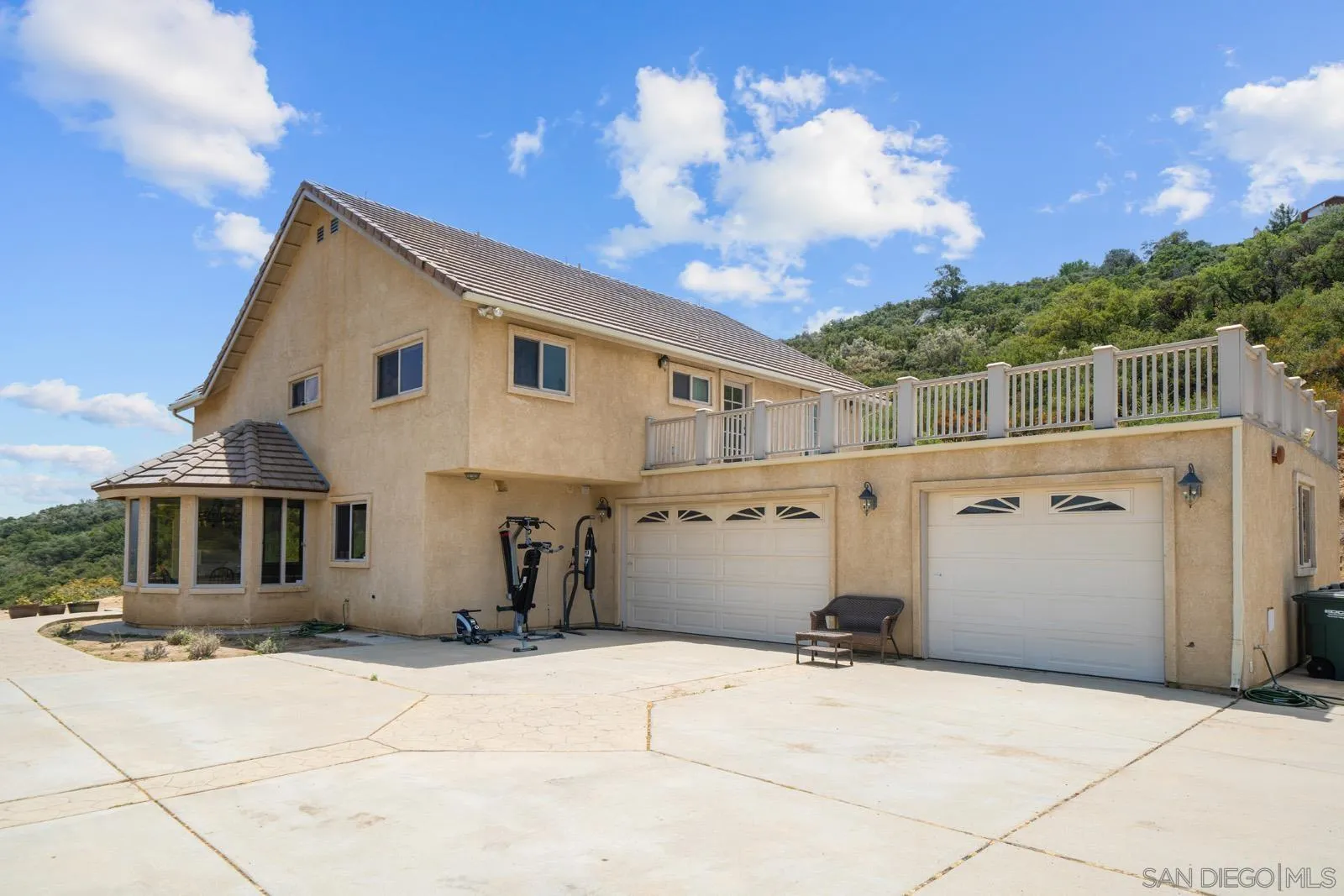 https://cdn.realtyfeed.com/cdn/127/250030674/7be2fb8f8820024b864f95a7a8d3e239.webp