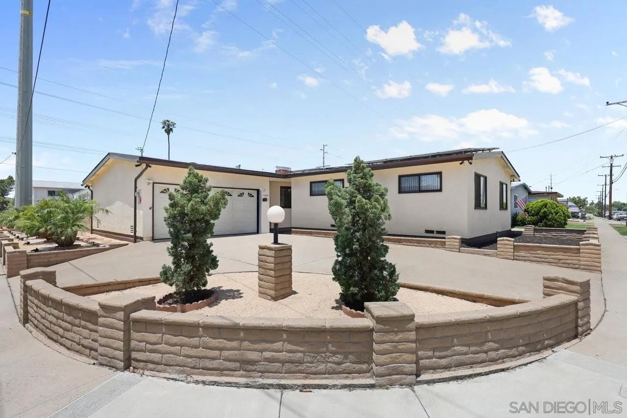 https://cdn.realtyfeed.com/cdn/127/250030683/3a4fd38fd9bd89dc73381e32c41f4f01.webp