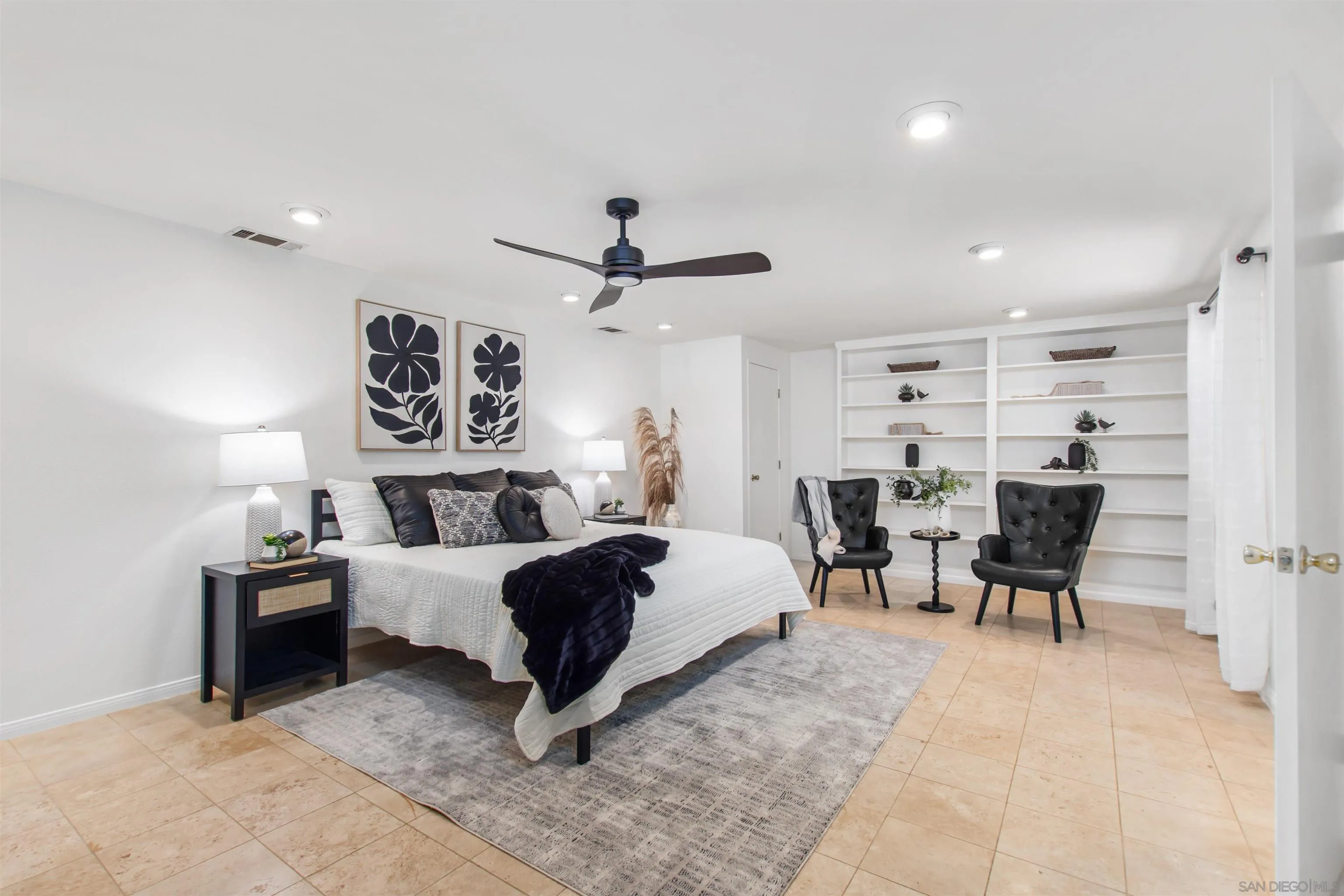 https://cdn.realtyfeed.com/cdn/127/250030739/c38ed90735546a4efb5412ee8cdae27c.webp