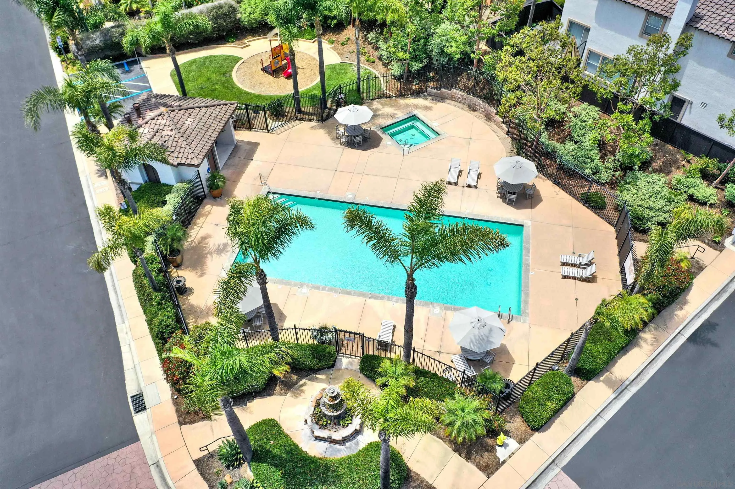 https://cdn.realtyfeed.com/cdn/127/250030750/60bd14721696c975a67c36d80dd12271.webp