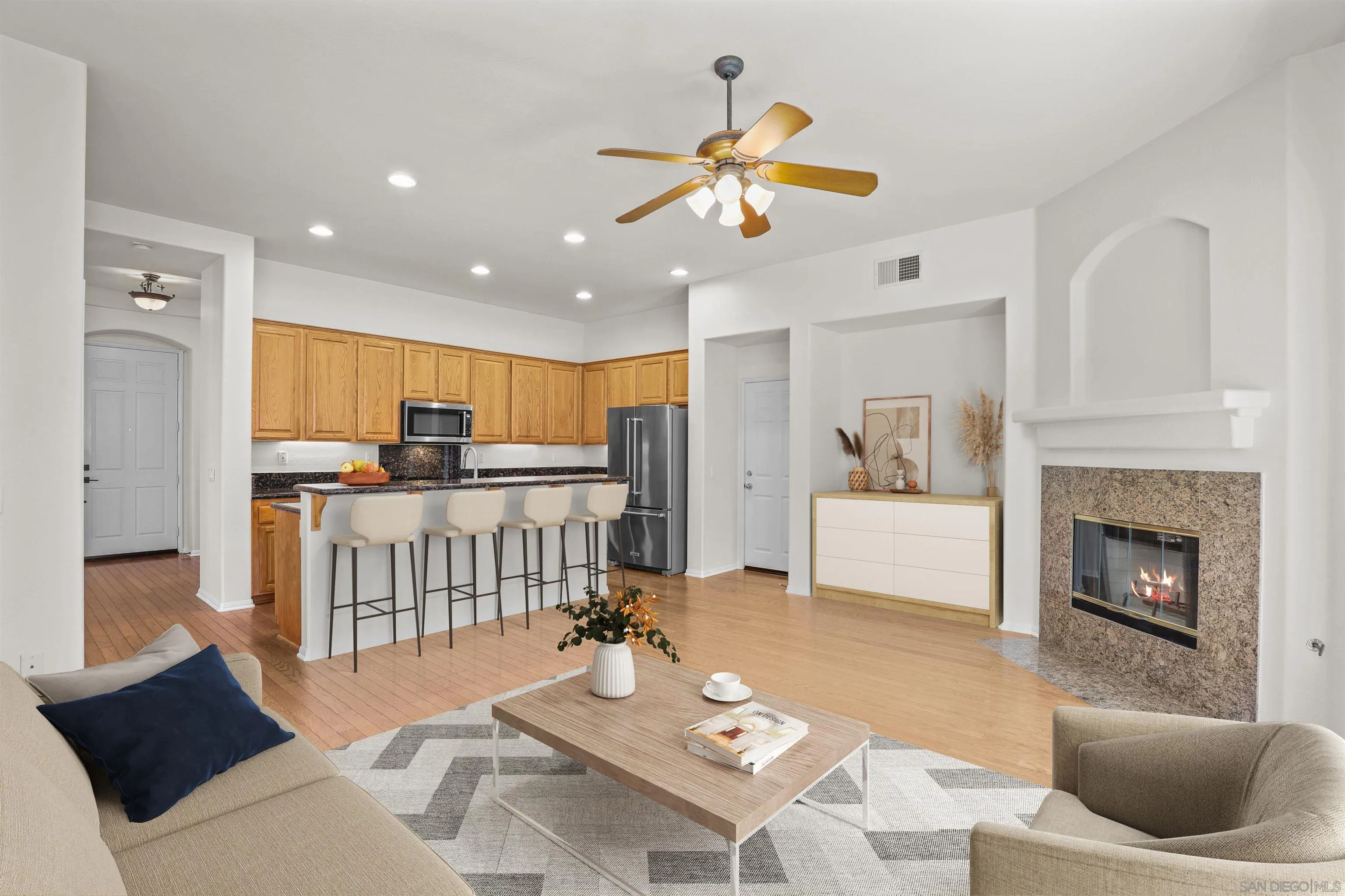 https://cdn.realtyfeed.com/cdn/127/250030750/9f4e06c4965bc2c451d637b2c8be510e.webp