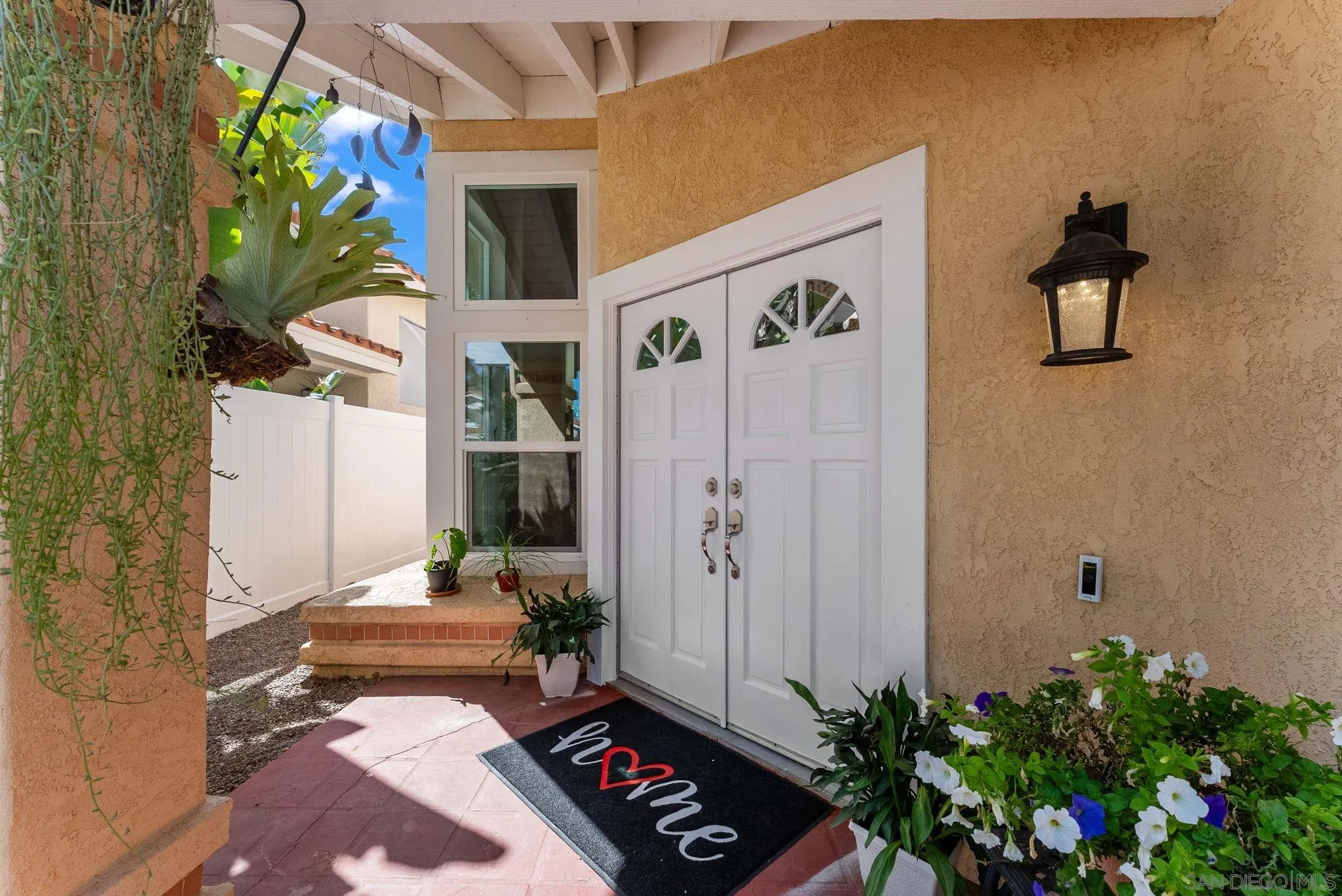 https://cdn.realtyfeed.com/cdn/127/250030767/a5da5ea1a4d2c3aaf275071bf8ffe100.webp