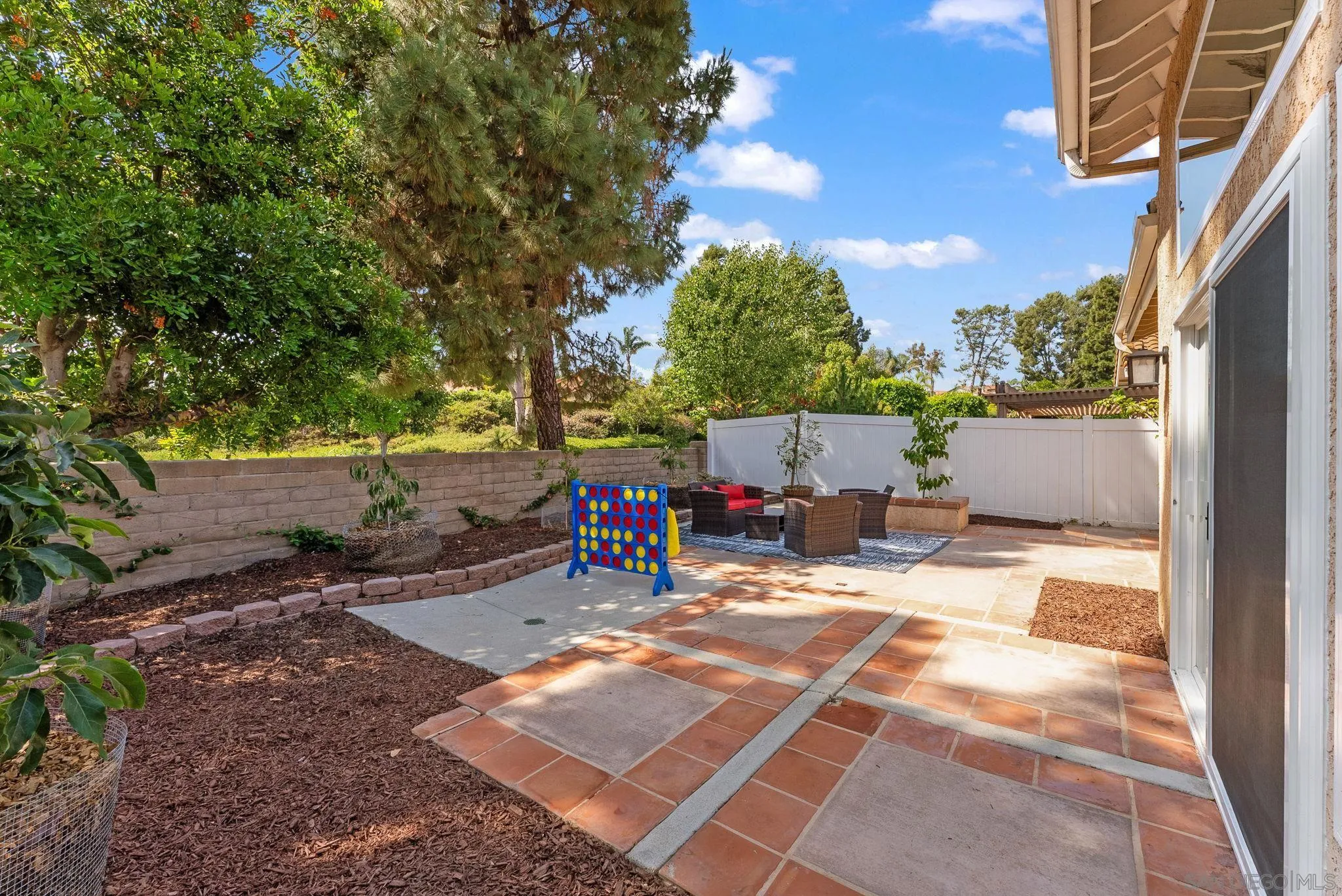 https://cdn.realtyfeed.com/cdn/127/250030767/e50b2082181532f76f82156167c19b2b.webp