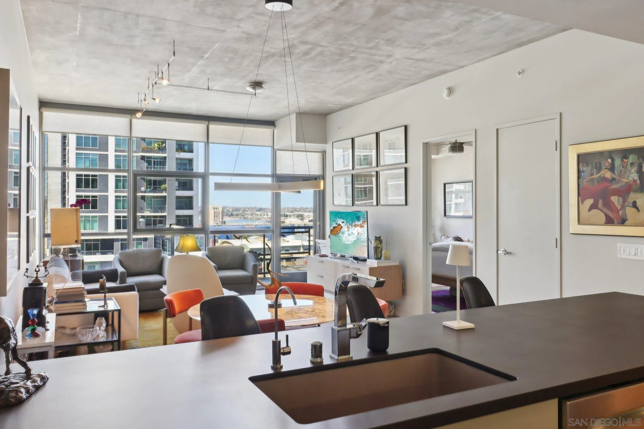 https://cdn.realtyfeed.com/cdn/127/250030770/d5960cf480fe7f2c8de025b2dcb9e34c.webp