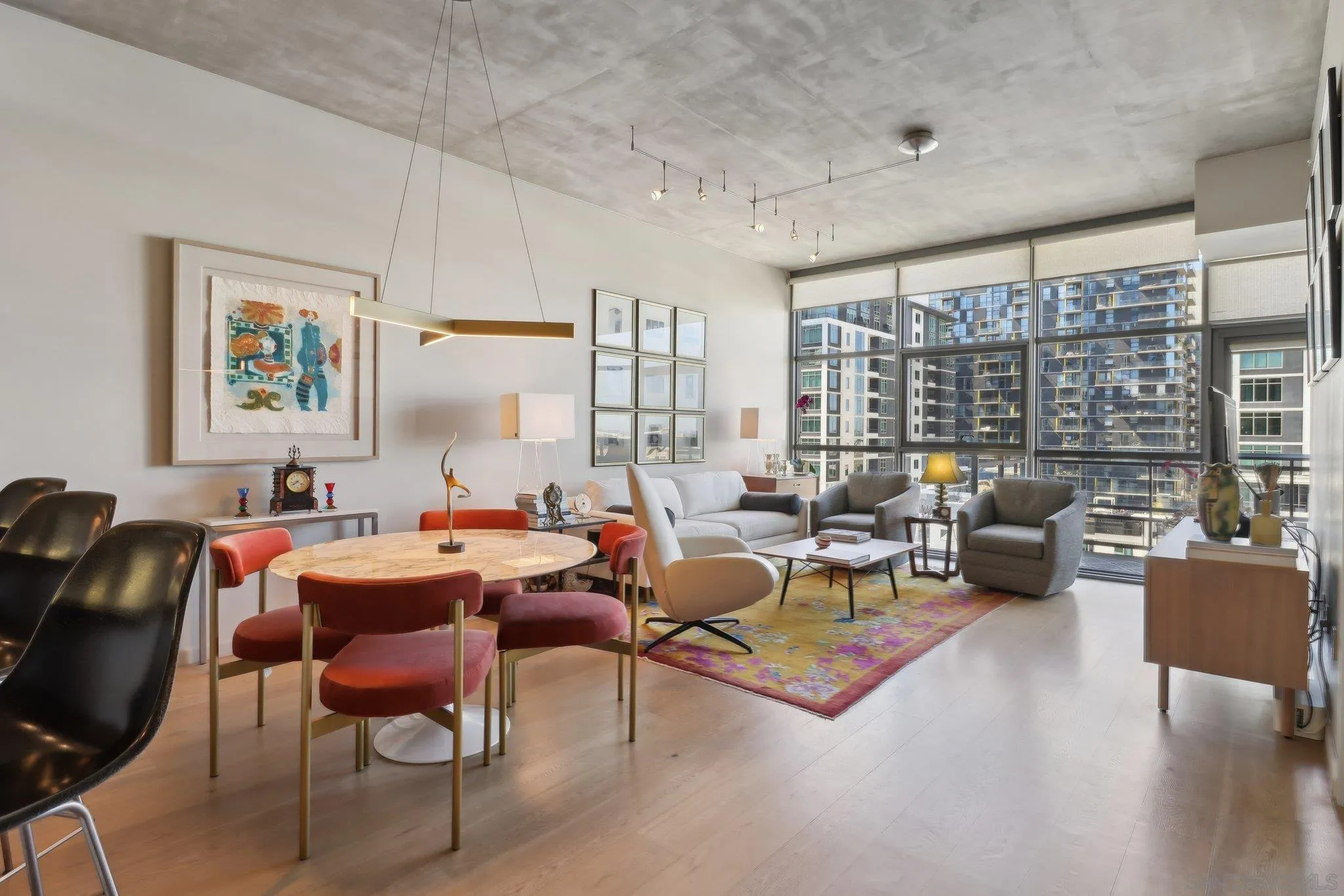 https://cdn.realtyfeed.com/cdn/127/250030770/f61c69aa3397737ce952c7d9aab7c56a.webp