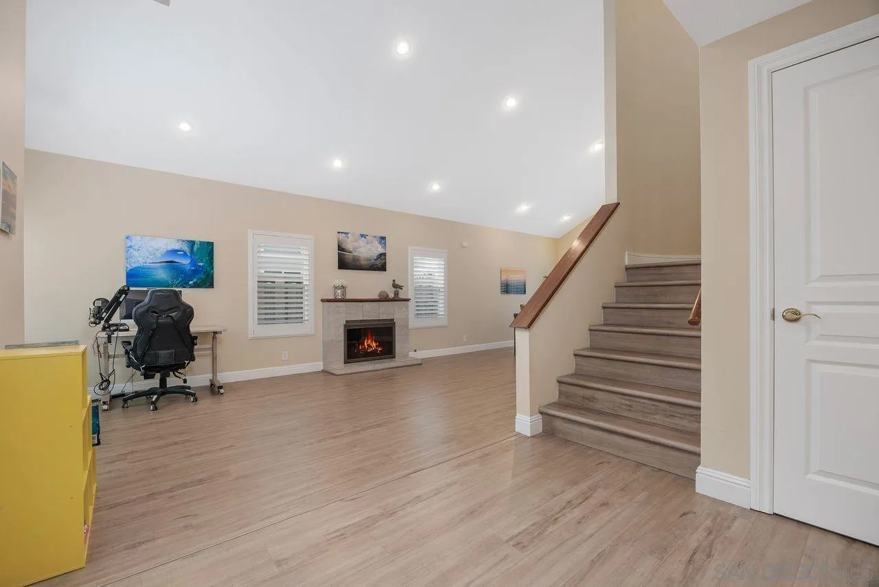 https://cdn.realtyfeed.com/cdn/127/250030771/5ad5d774b0a5ba9932e809e7928a72cf.webp