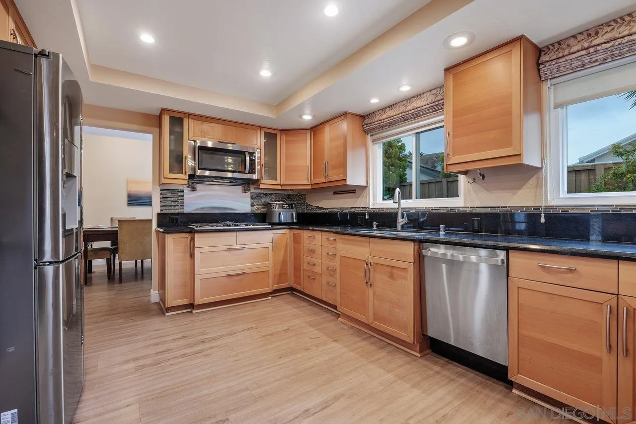https://cdn.realtyfeed.com/cdn/127/250030771/9573778f3dc110724478d7f07fc3d06b.webp