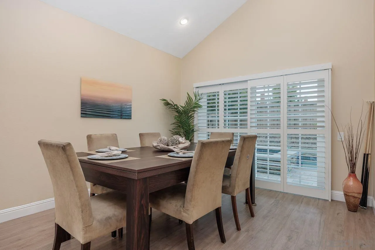 https://cdn.realtyfeed.com/cdn/127/250030771/bcea5741a1da6f608fe7783ac9decad7.webp