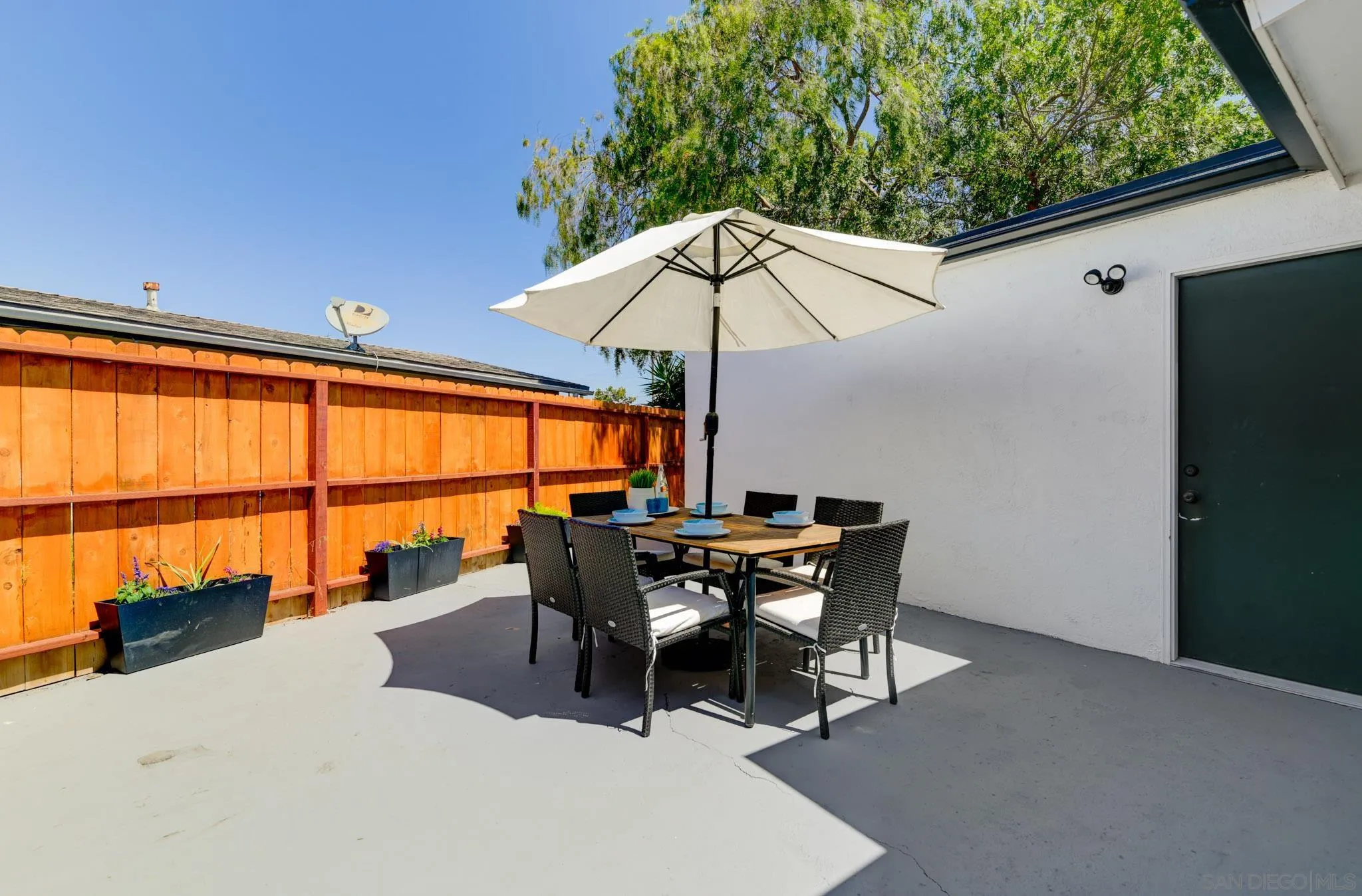 https://cdn.realtyfeed.com/cdn/127/250030797/465b2c7b314a3617733f04b93be9d1fc.webp