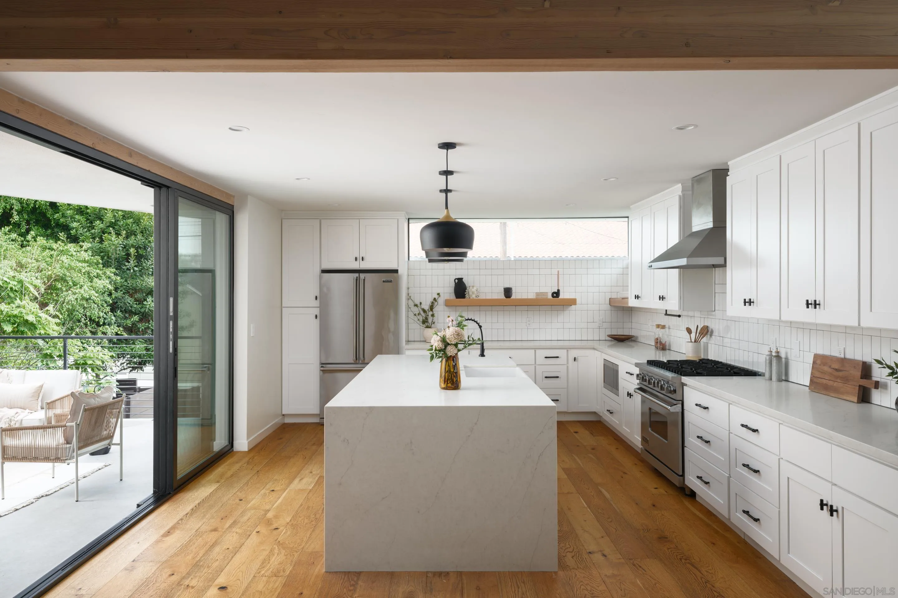 https://cdn.realtyfeed.com/cdn/127/250030811/c883c846079a8734dcfa881e2bda59e5.webp