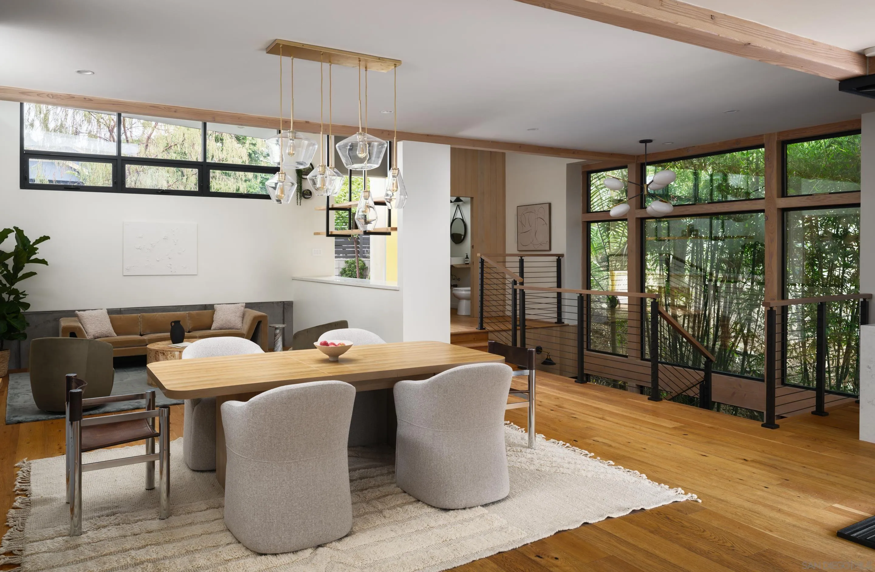 https://cdn.realtyfeed.com/cdn/127/250030811/d81255331b7ddc94ac27a6b0a7851d58.webp