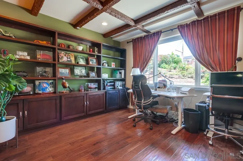 https://cdn.realtyfeed.com/cdn/127/250030832/0cc96528377de70c30587a309d8d278c.webp