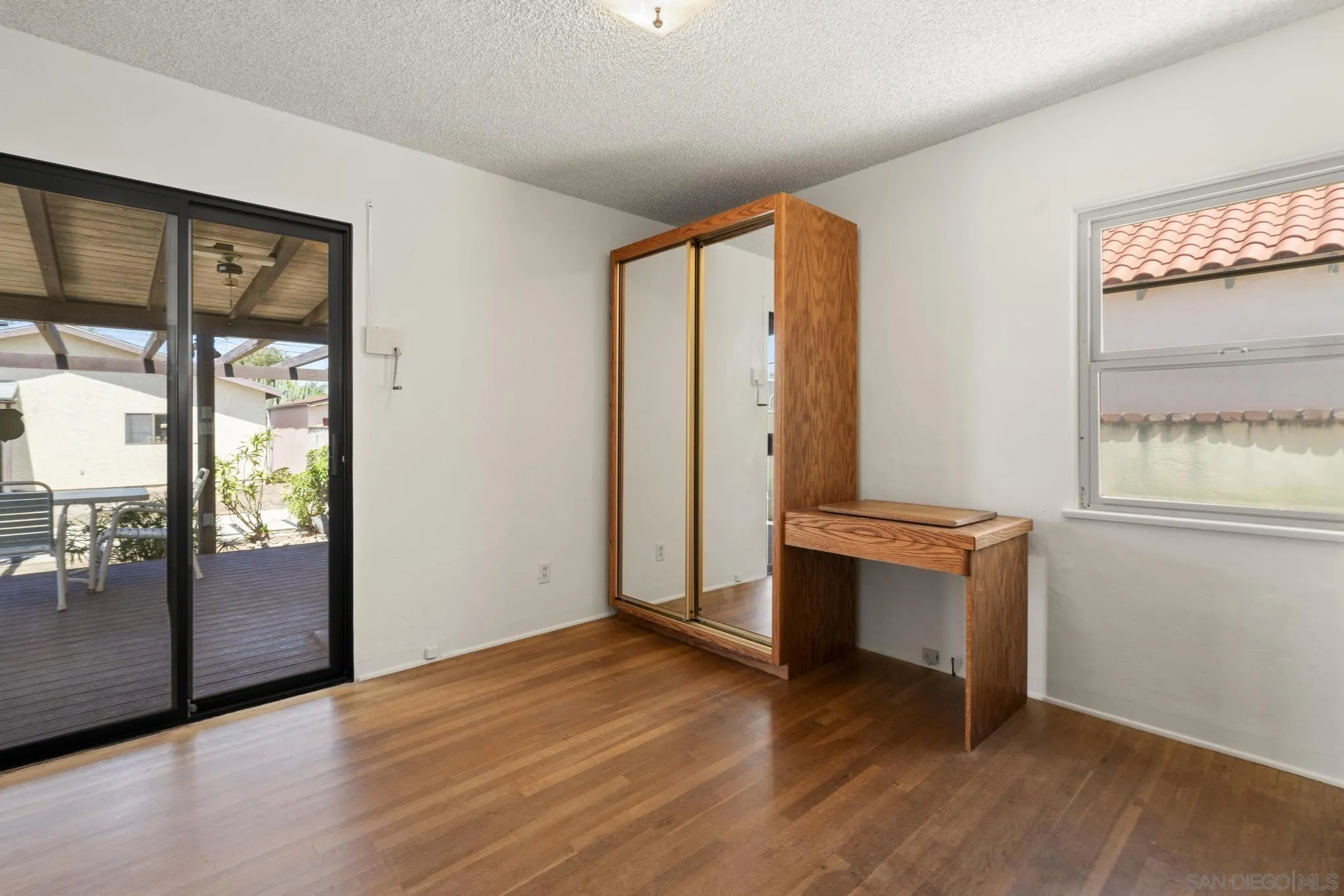 https://cdn.realtyfeed.com/cdn/127/250030837/1e4e5ac8c9dc86b5a0f20c49a05cd8f9.webp