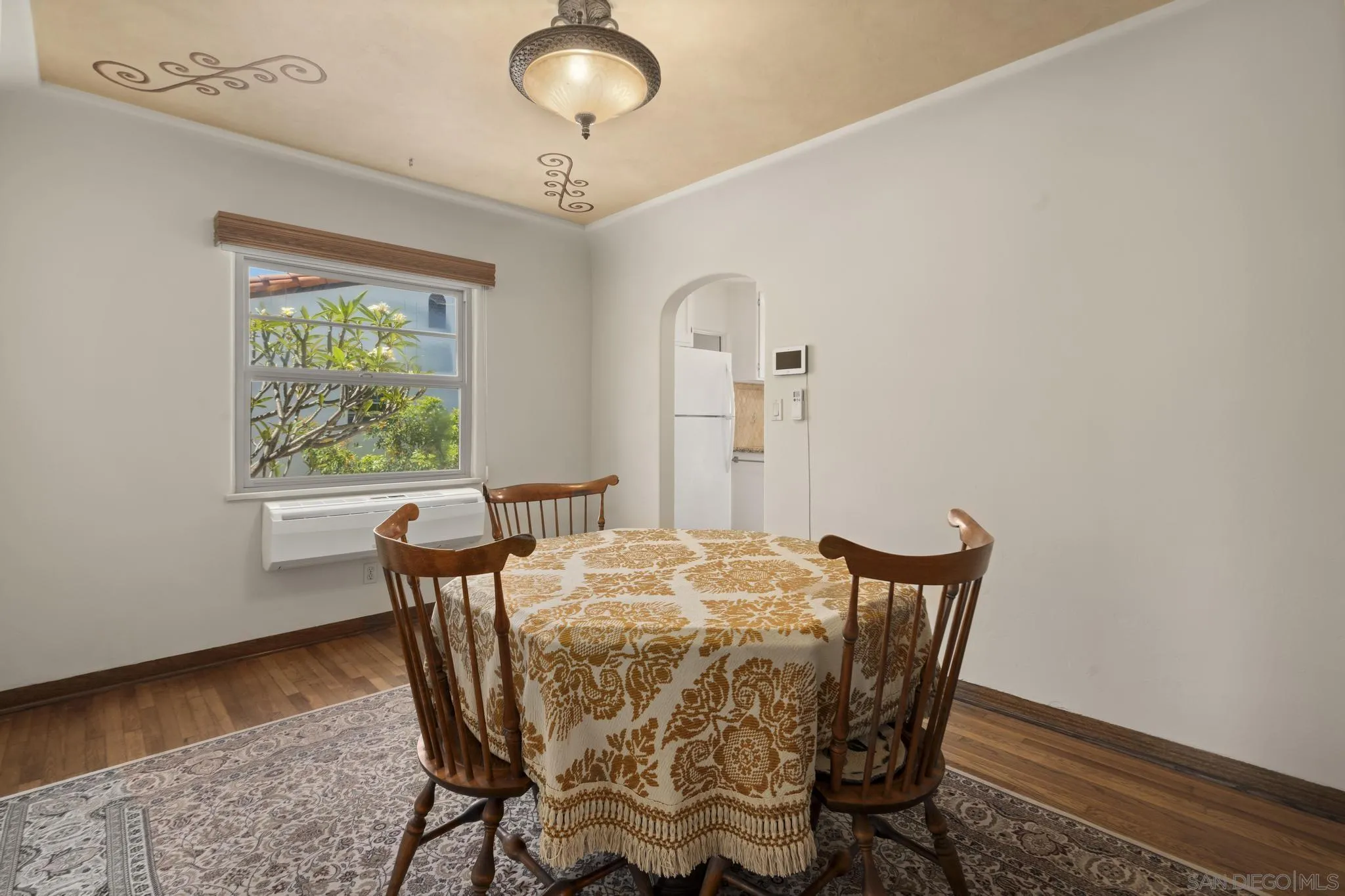 https://cdn.realtyfeed.com/cdn/127/250030837/48a1b6ad31cea1fa290da3635bdaddb4.webp