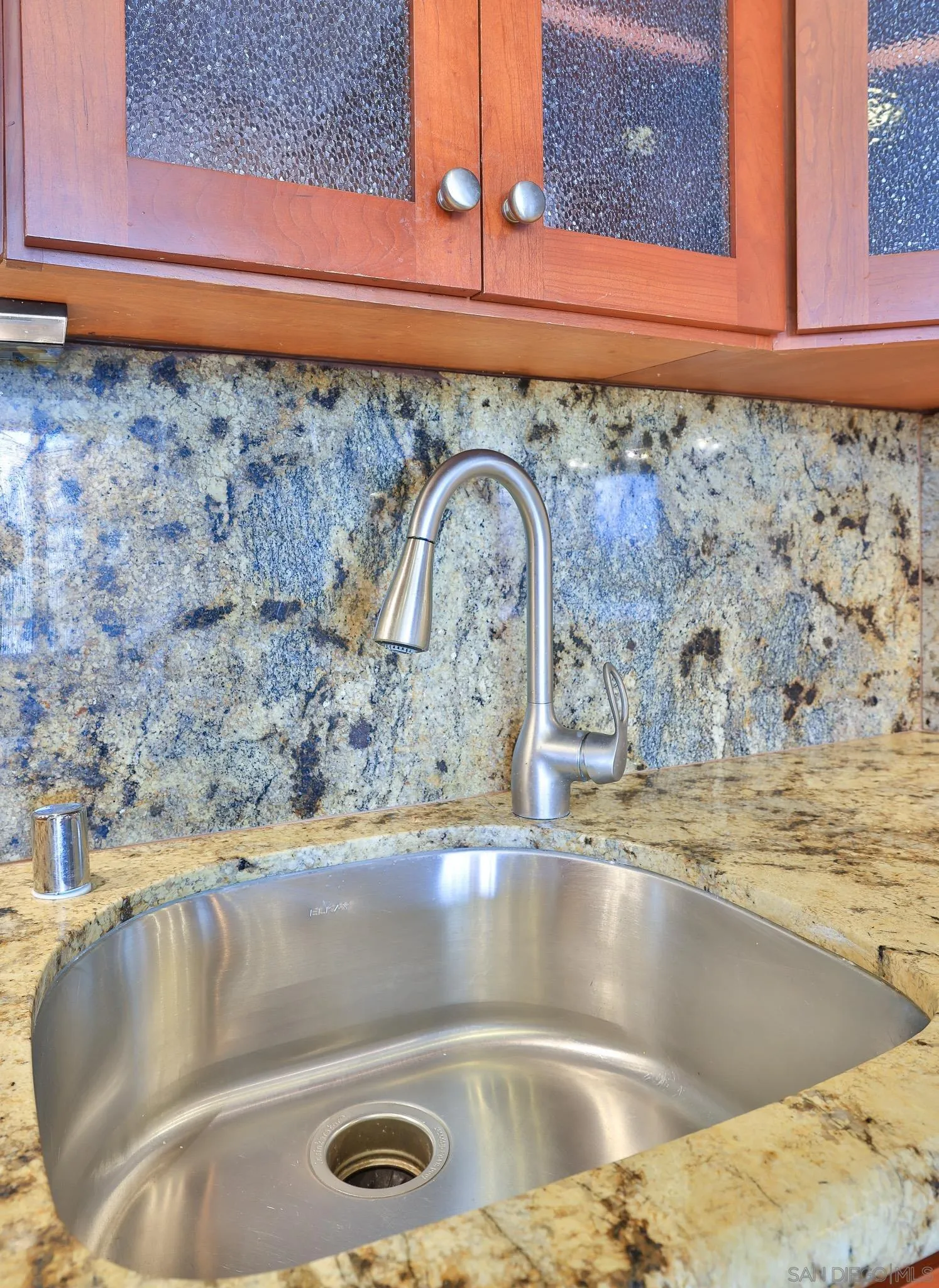 Photo #6: 250030838 Listing 