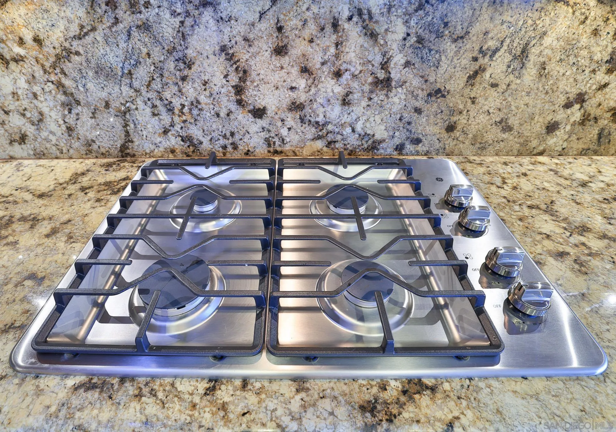 Photo #5: 250030838 Listing 