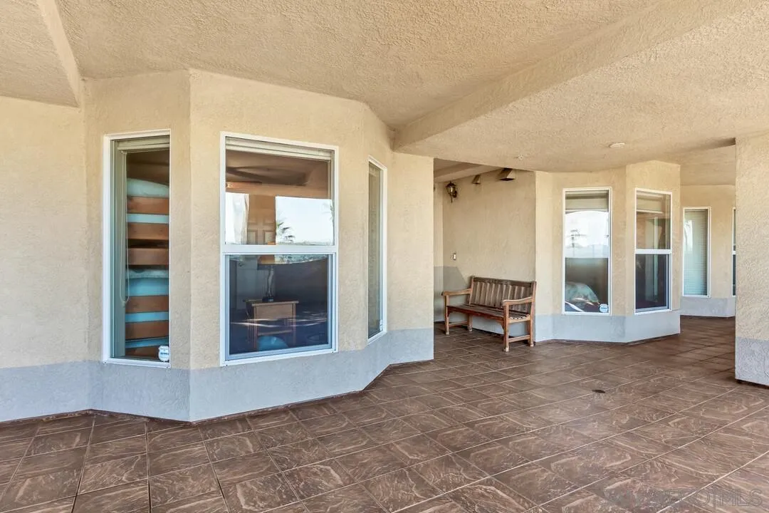 https://cdn.realtyfeed.com/cdn/127/250030852/2e86d35a5fec9436ab4dea3eda4d9aaf.webp