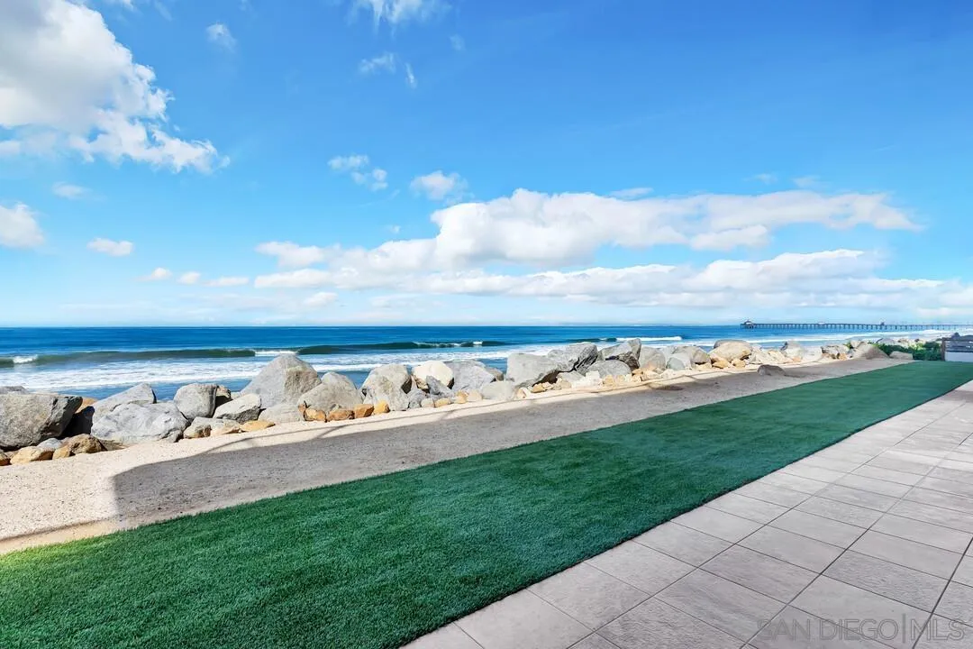 https://cdn.realtyfeed.com/cdn/127/250030852/2ee1881b6ee6cf438f57d1ff53ca6800.webp