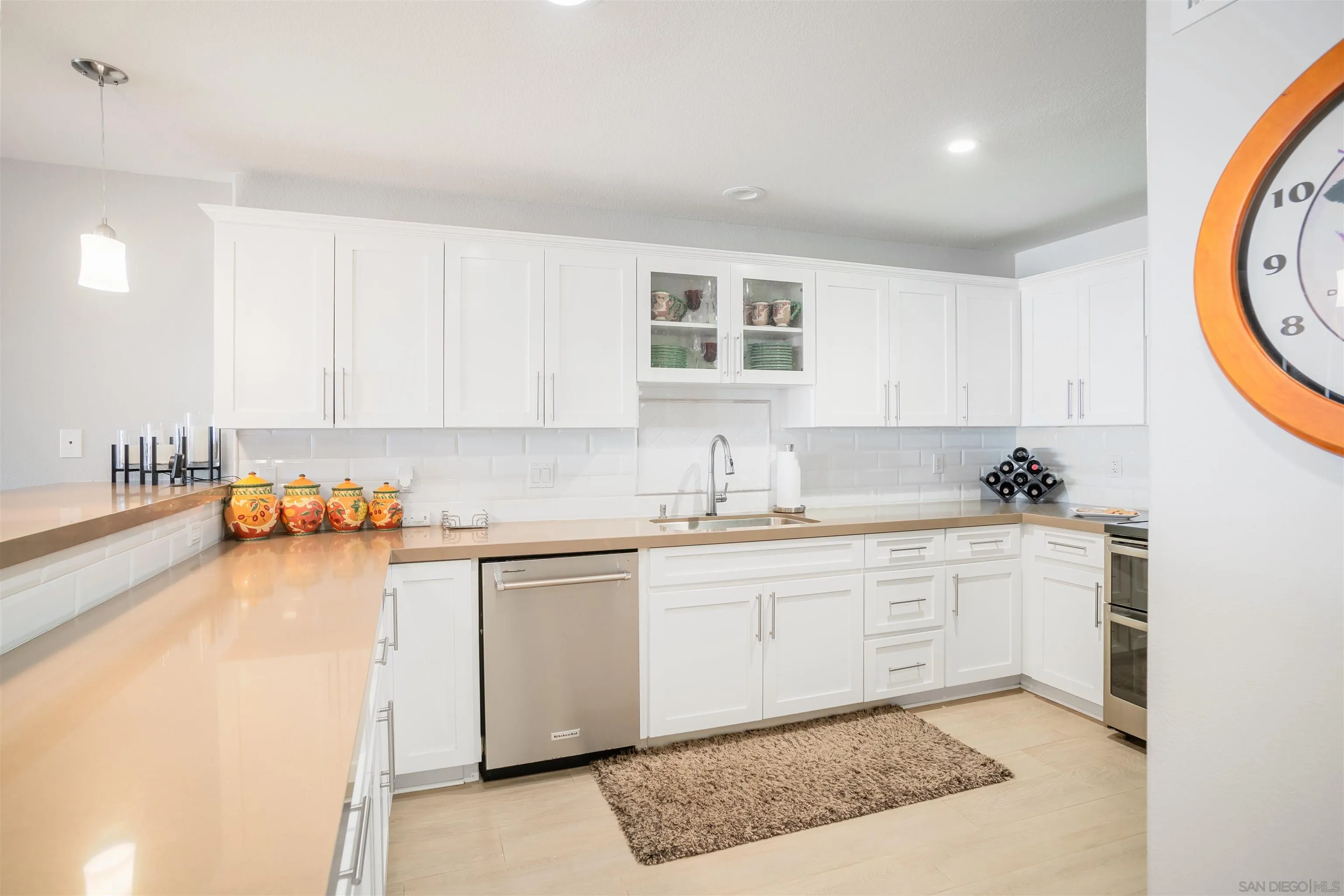 Photo #7: 250030852 Listing: Photo #7