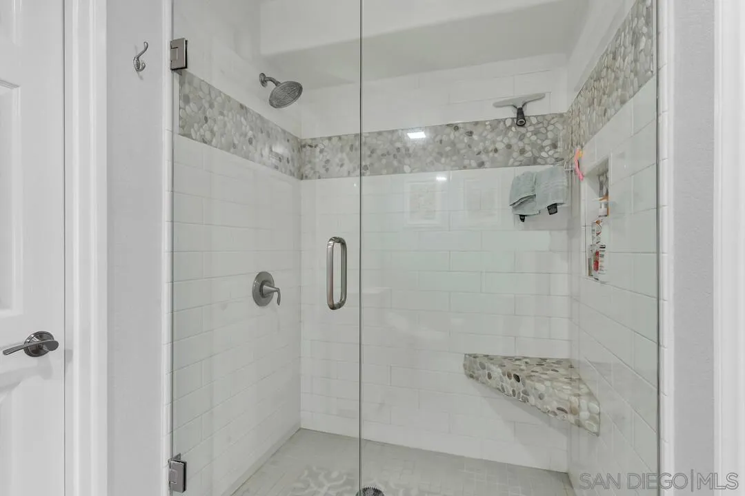 https://cdn.realtyfeed.com/cdn/127/250030852/6f6add28729dbd18e25a452bbcf4ccd0.webp