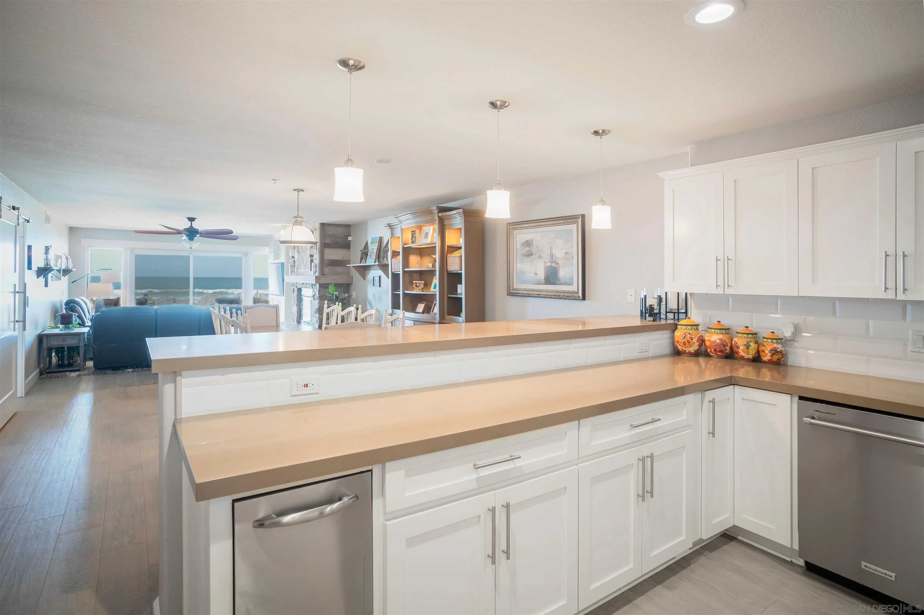 Photo #9: 250030852 Listing: Photo #9