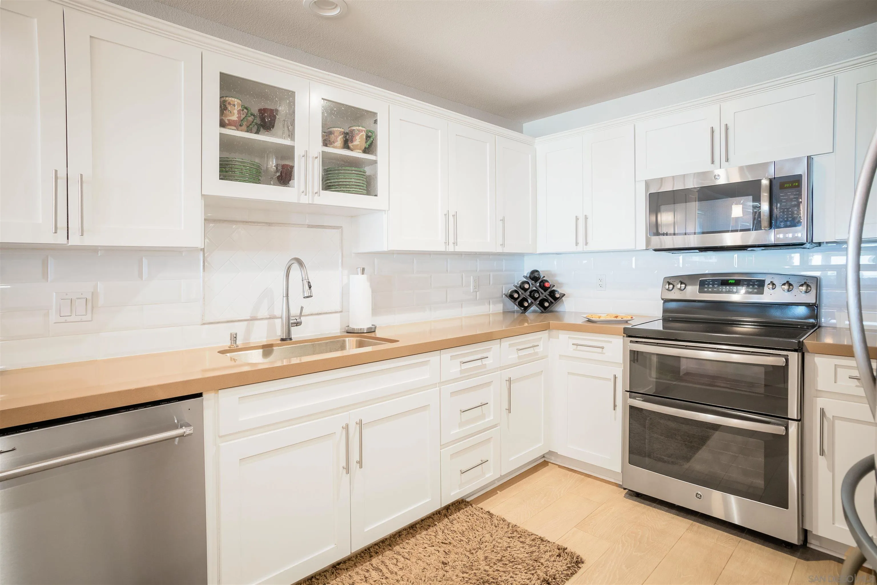 Photo #5: 250030852 Listing 