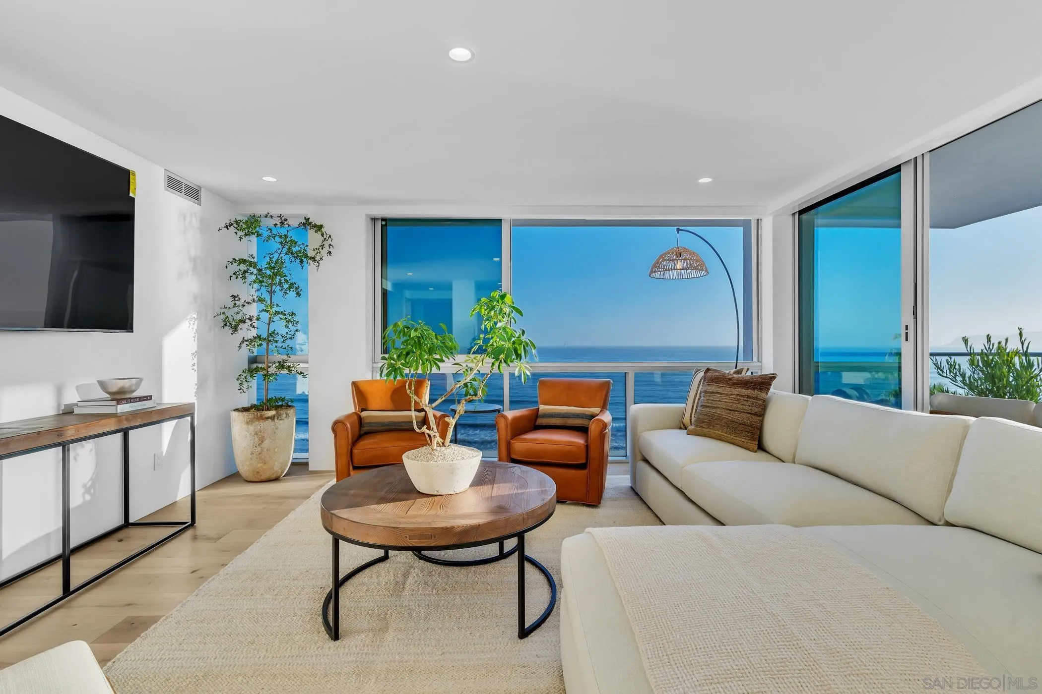 Photo #4: 250030872 Listing 