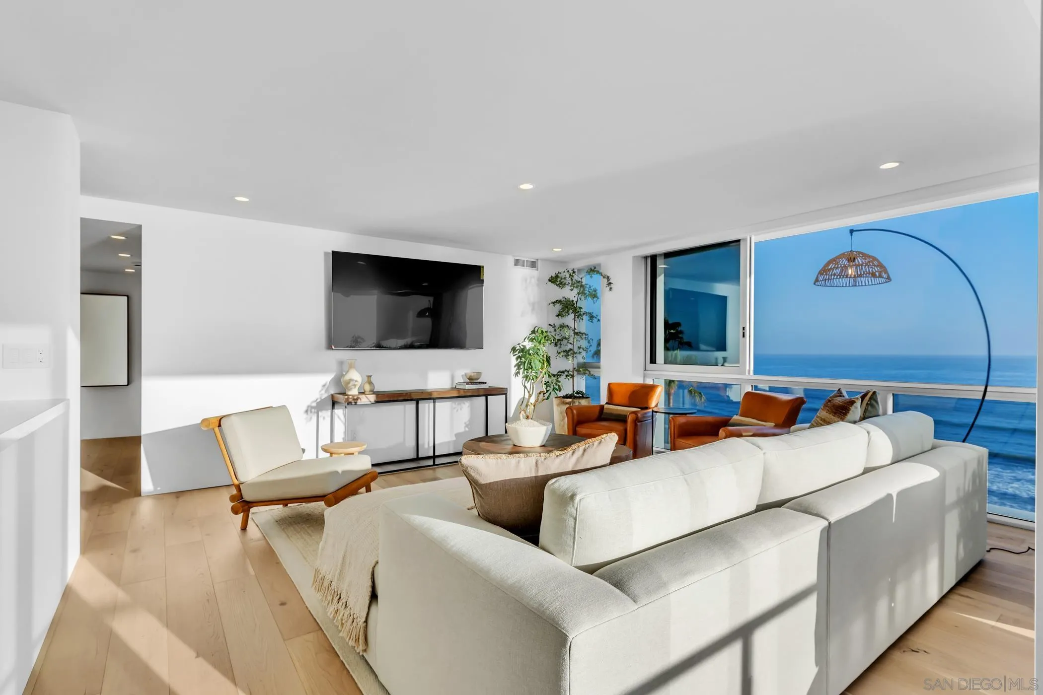 Photo #16: 250030872 Listing: Photo #16