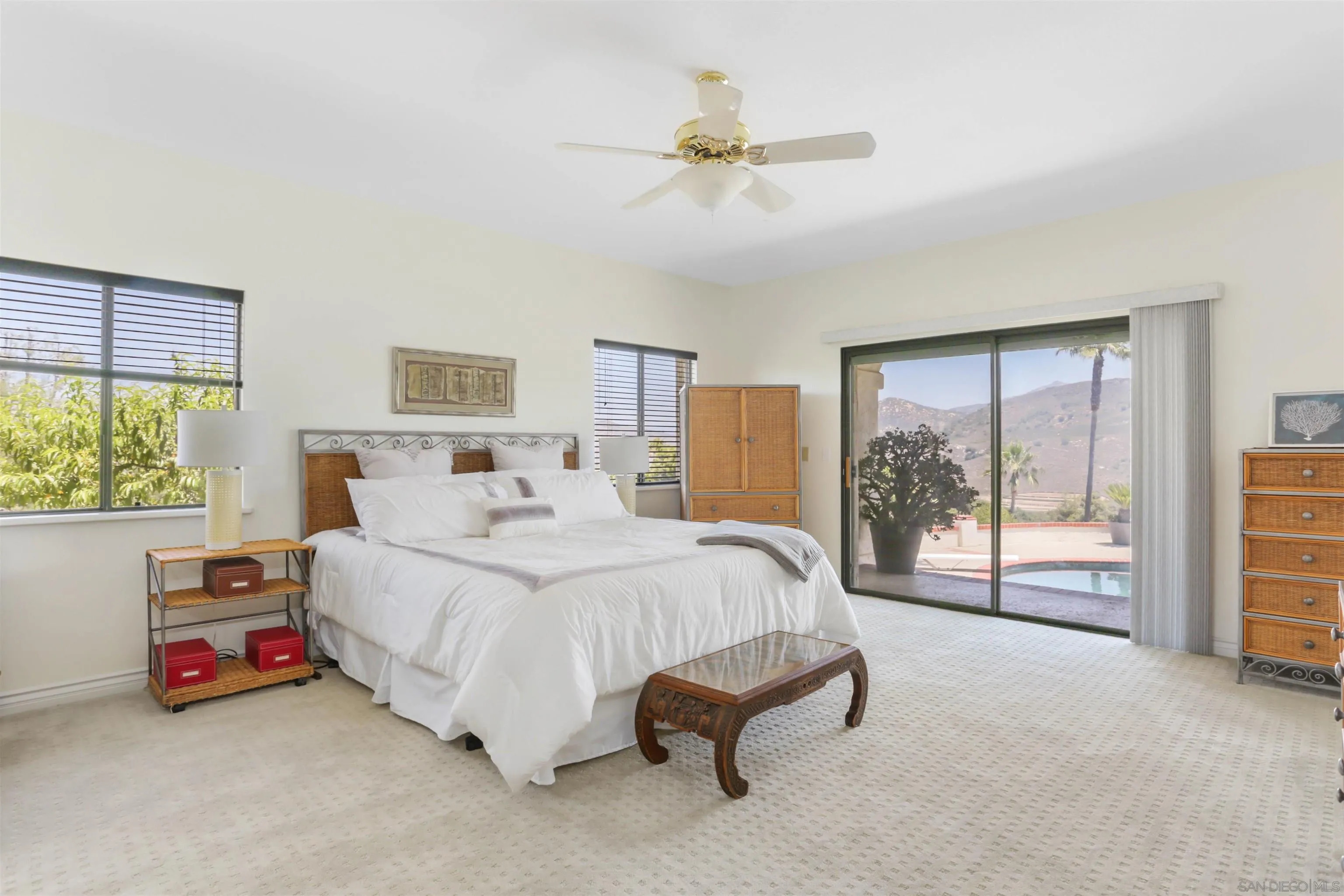https://cdn.realtyfeed.com/cdn/127/250030889/1dffc24738f10de08d56de9d5c3fd12a.webp