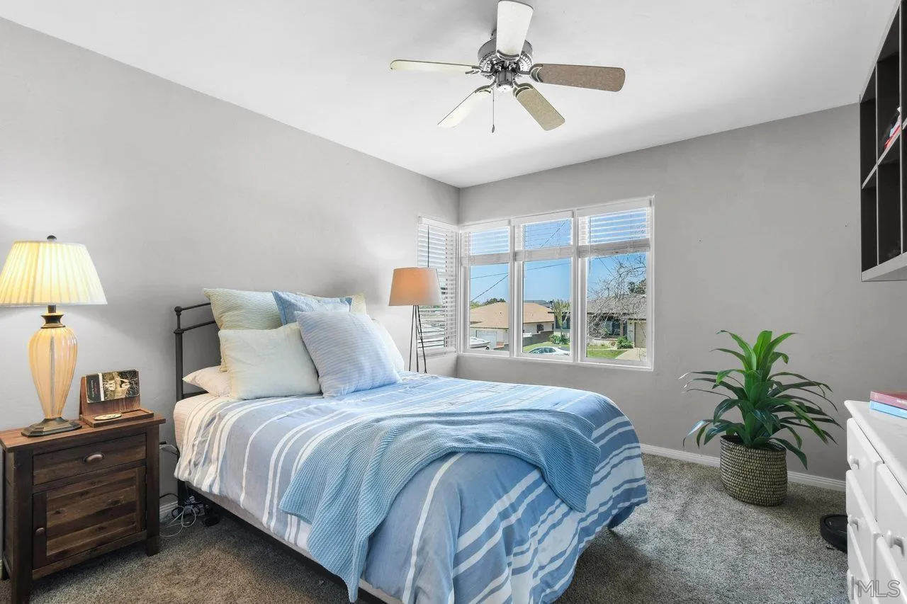 https://cdn.realtyfeed.com/cdn/127/250030905/6b1900e54b1750b996bb56243aa5d87d.webp