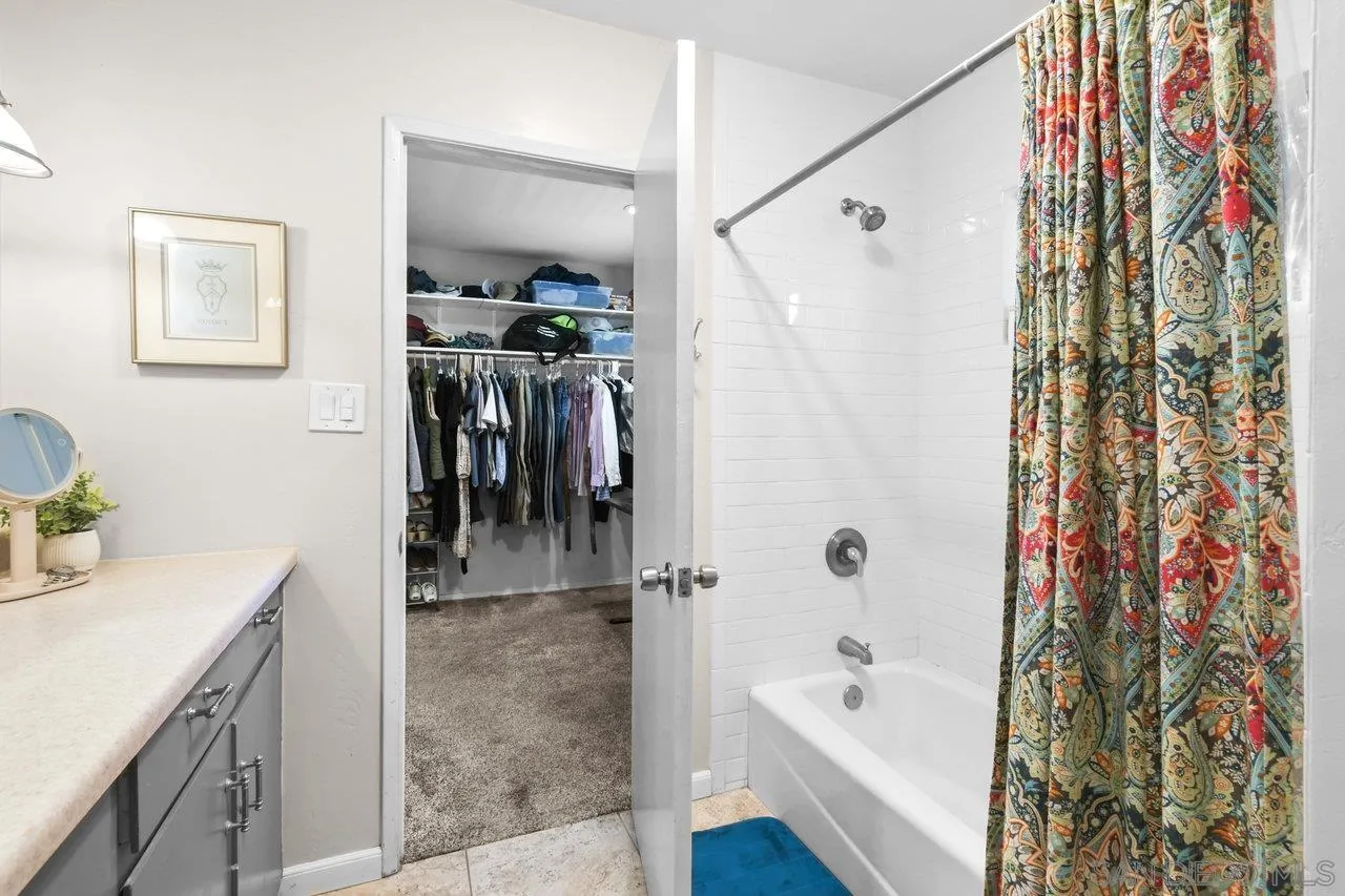 https://cdn.realtyfeed.com/cdn/127/250030905/c01174f5e3ad5454b7c452995d95019d.webp