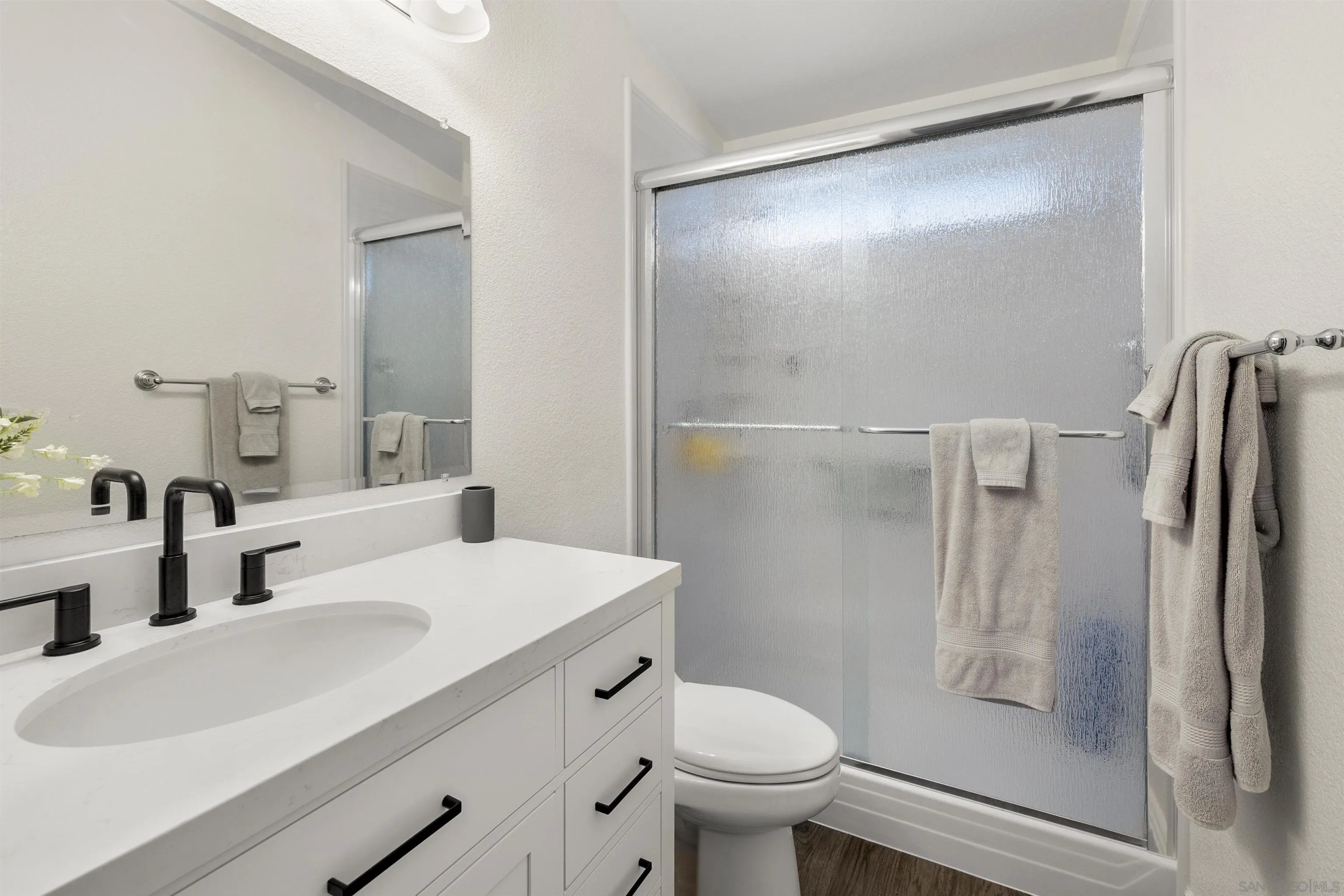https://cdn.realtyfeed.com/cdn/127/250030912/4c8b738df3e5cc398f6e5a1934e4466d.webp