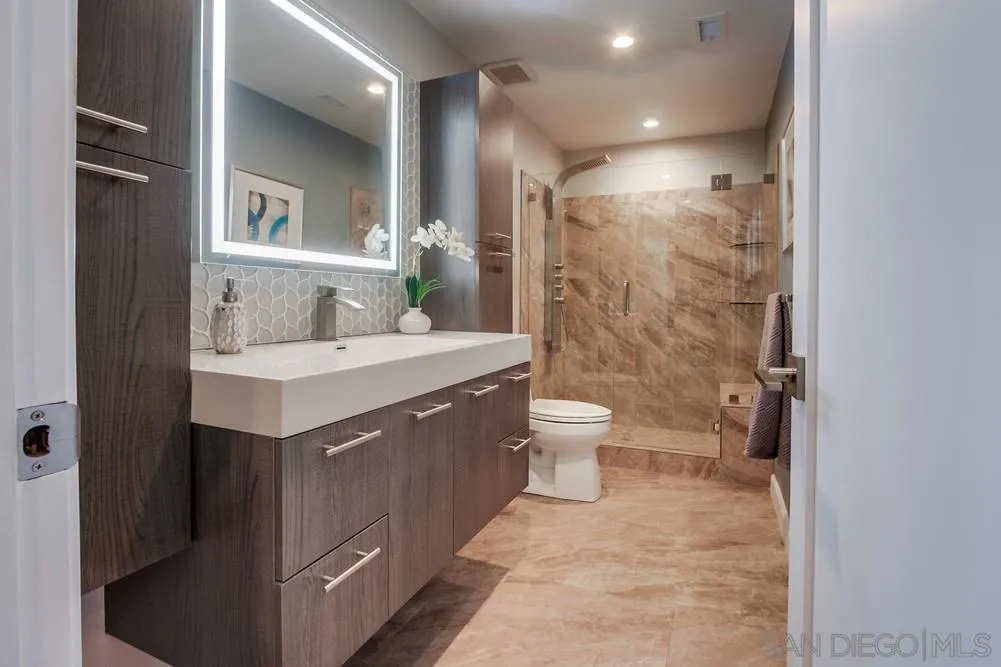 https://cdn.realtyfeed.com/cdn/127/250030914/6524b34bccc42bd8dca93945d464ef98.webp