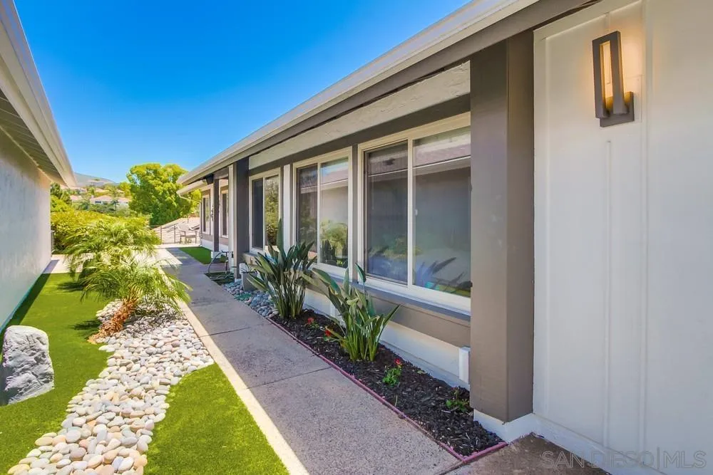 https://cdn.realtyfeed.com/cdn/127/250030914/d451d3676a43bb0b882941c4215d6619.webp