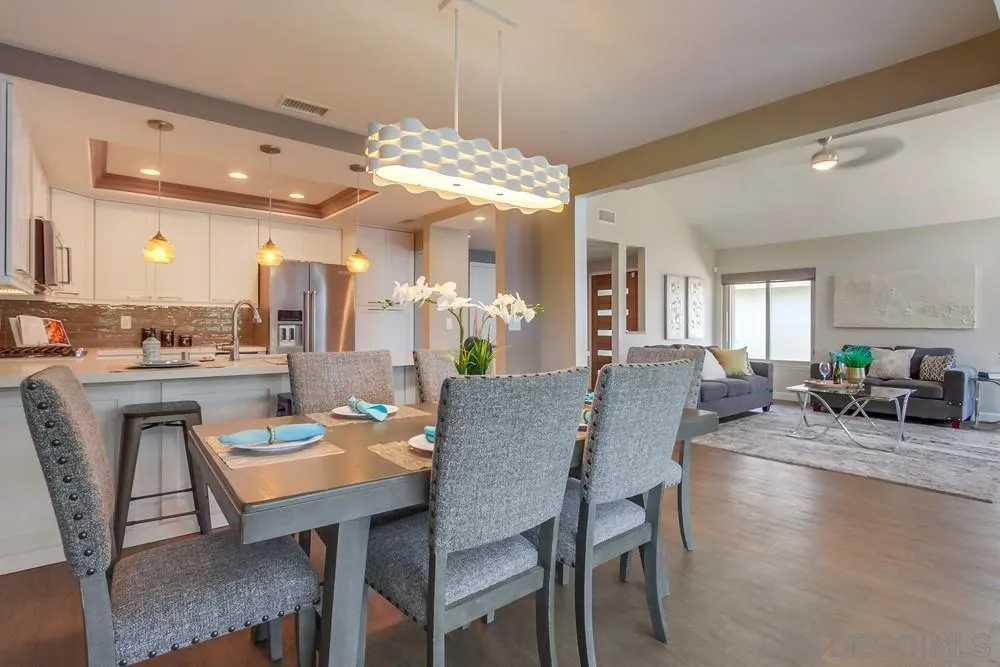 https://cdn.realtyfeed.com/cdn/127/250030914/ddceb8ba49546b789f8110cc0004b2dc.webp