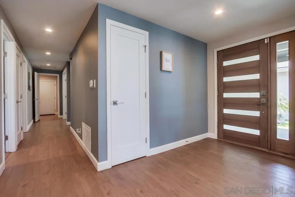 https://cdn.realtyfeed.com/cdn/127/250030914/ff90a6754959b0b01a50fb468c7b6443.webp
