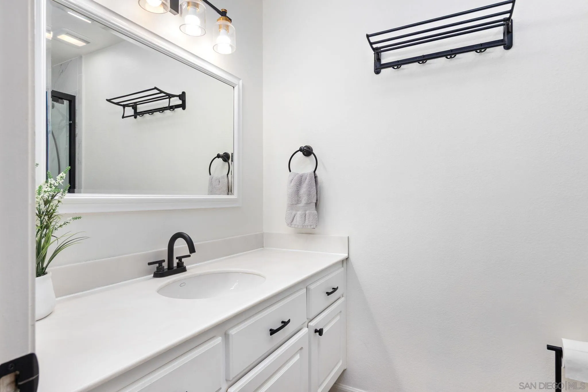 Photo #14: 250030922 Listing: Photo #14