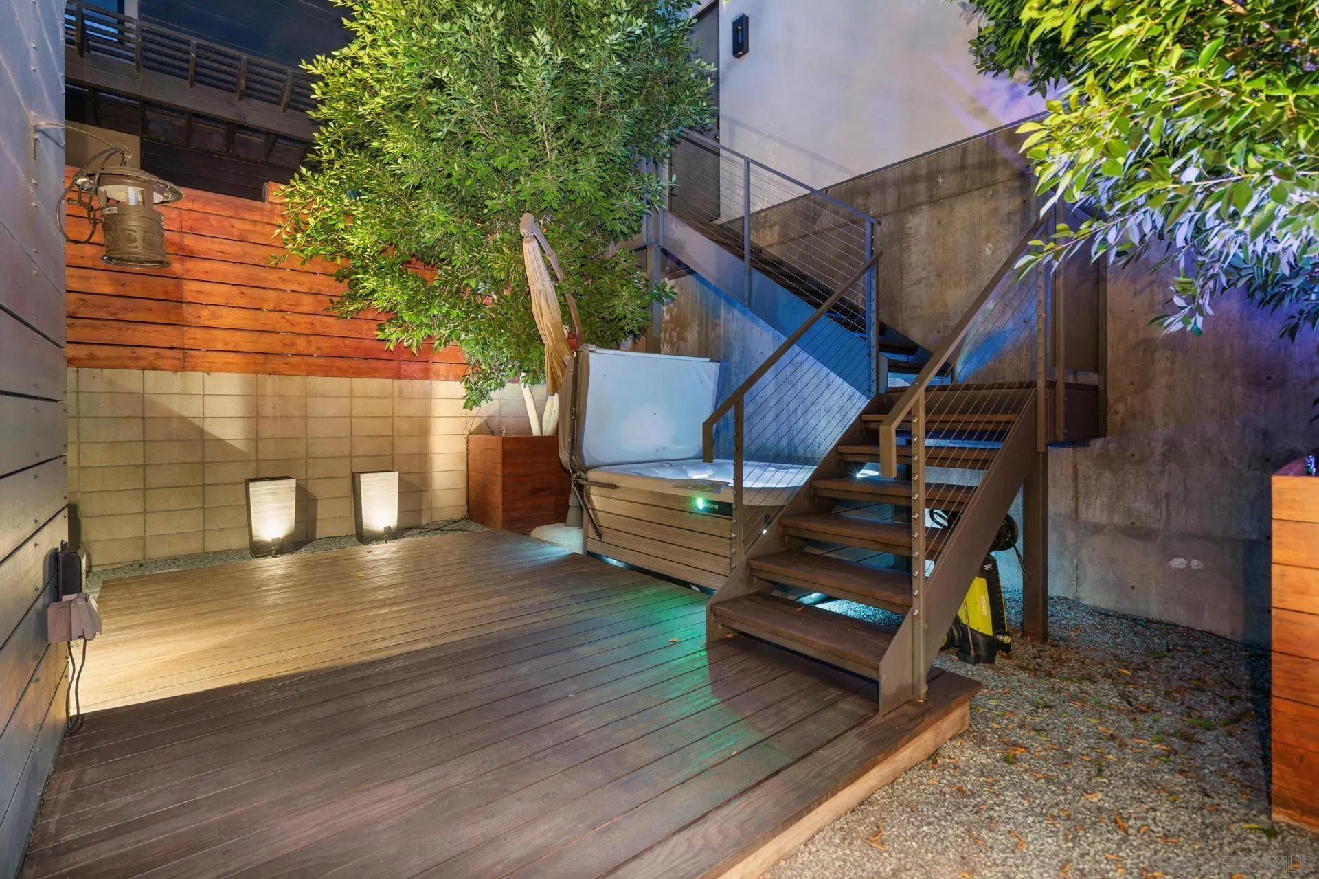https://cdn.realtyfeed.com/cdn/127/250030924/30e042cb69ba1f94c925c7ac919feb8f.webp