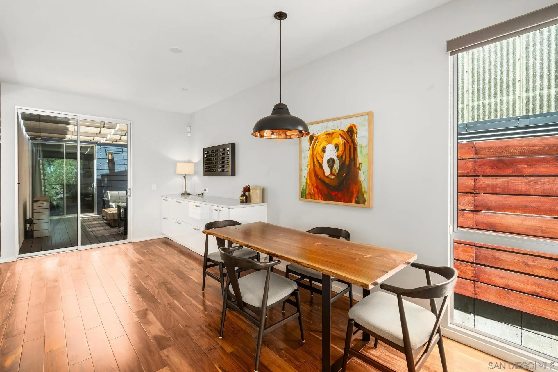https://cdn.realtyfeed.com/cdn/127/250030924/a95be4c46623ae6fe7f630b0d3e22349.webp