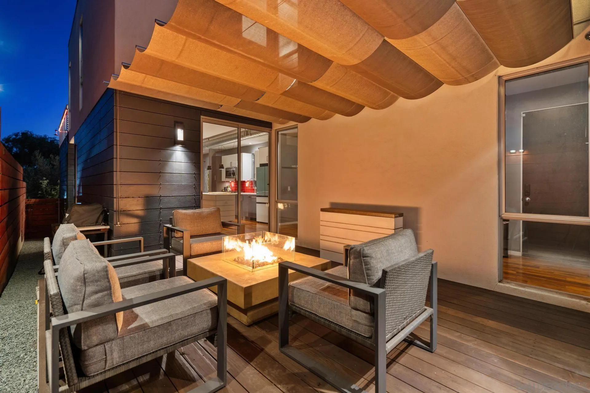 https://cdn.realtyfeed.com/cdn/127/250030924/bb9d228fe84d9948377d8940004f17cb.webp