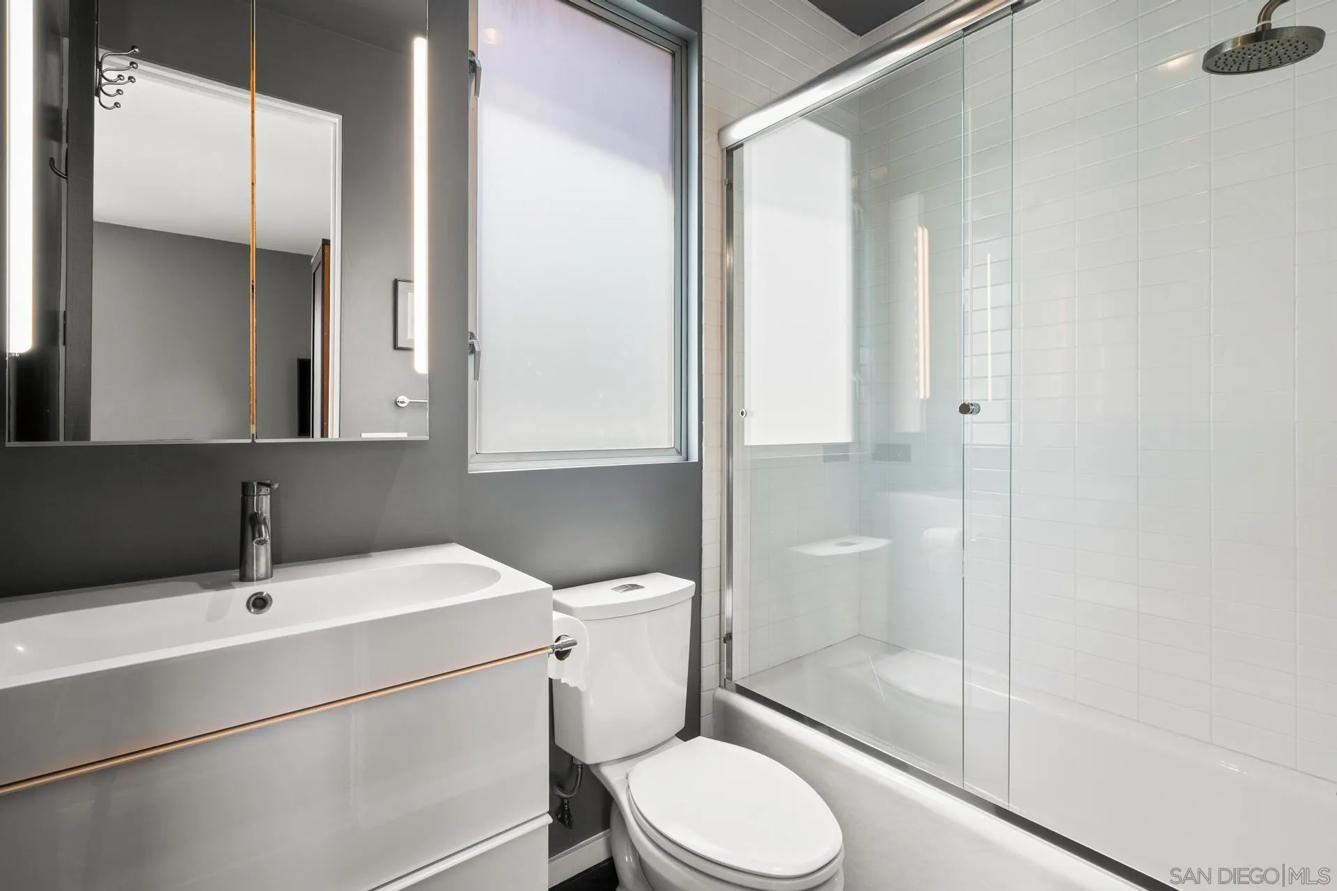 https://cdn.realtyfeed.com/cdn/127/250030924/c5af2749a2b3882b60b679a2f0b0d810.webp